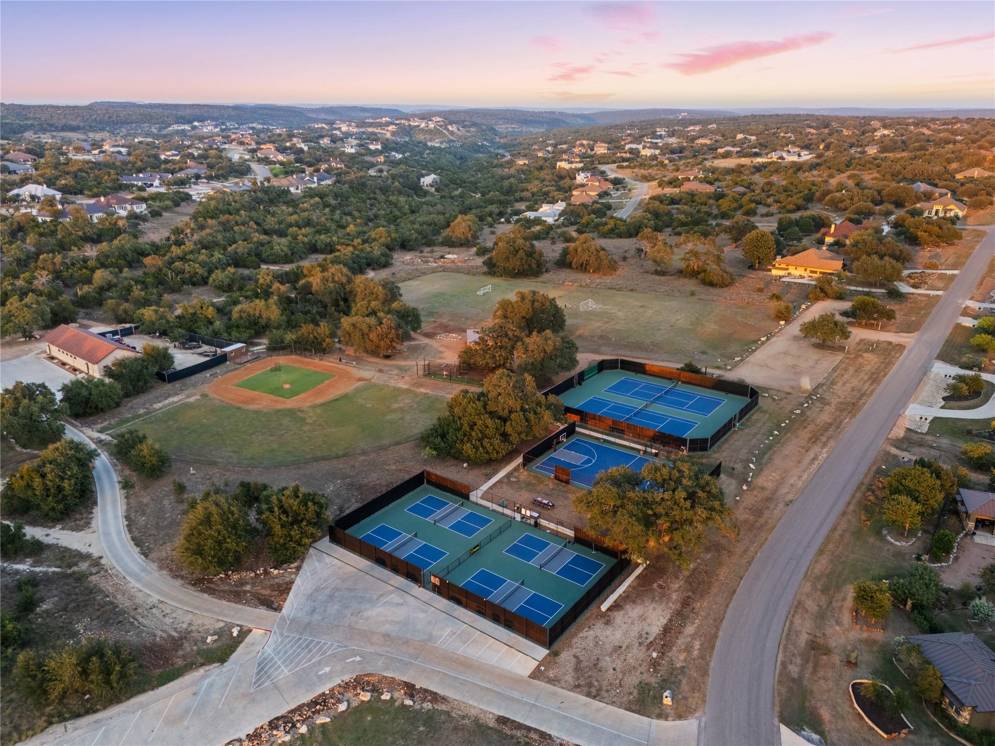 287 Brook Cyn Cyn, New Braunfels, TX 78132