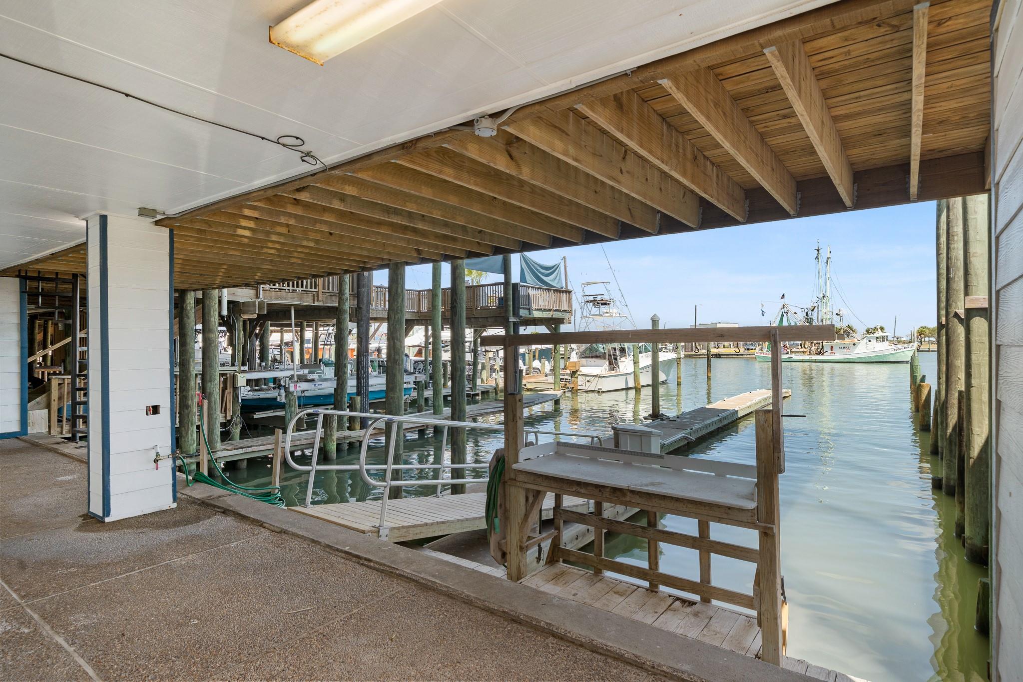 318 W Cotter Ave # 1, Port Aransas, TX 78373