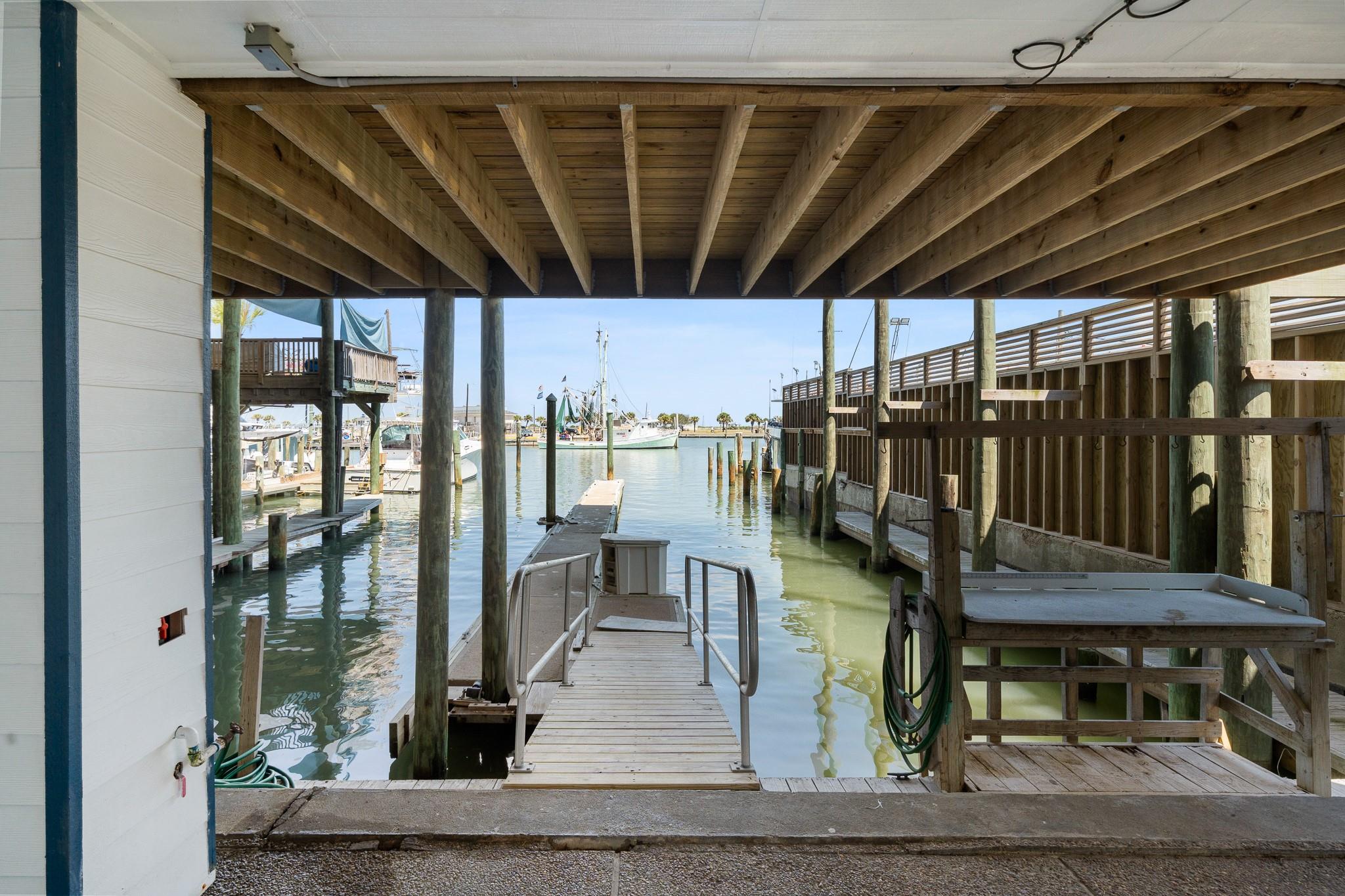 318 W Cotter Ave # 1, Port Aransas, TX 78373