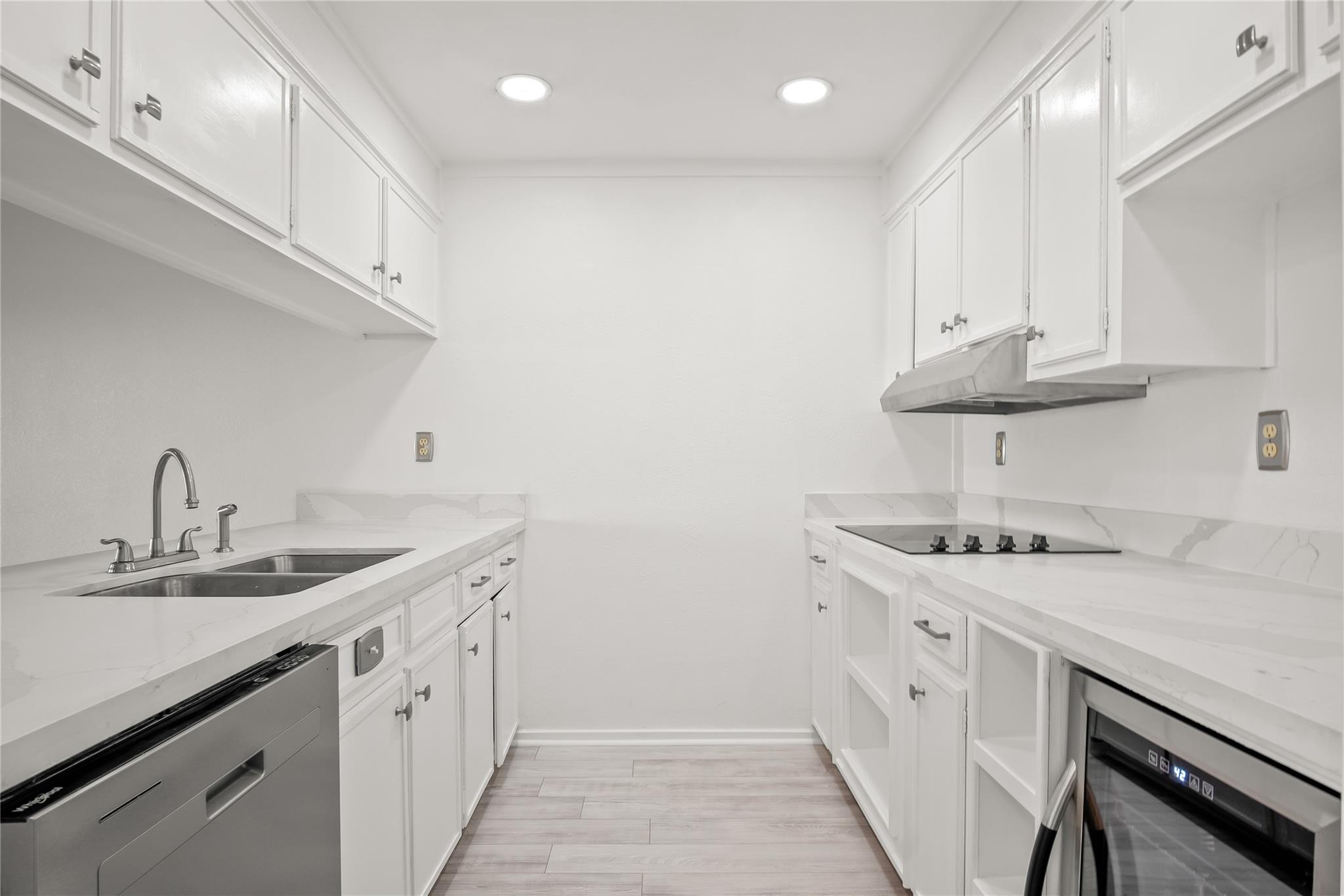 318 W Cotter Ave # 1, Port Aransas, TX 78373