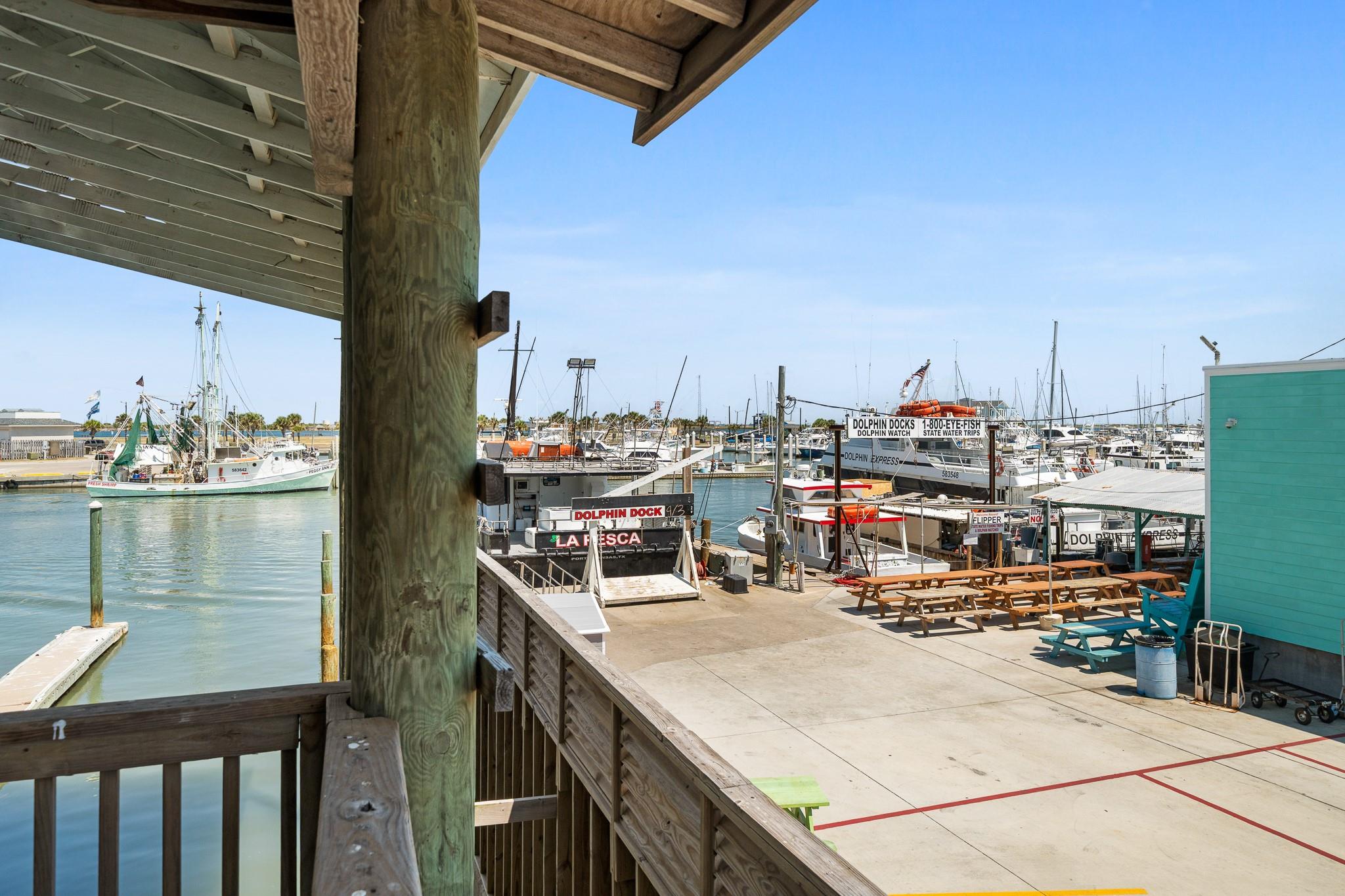 318 W Cotter Ave # 1, Port Aransas, TX 78373