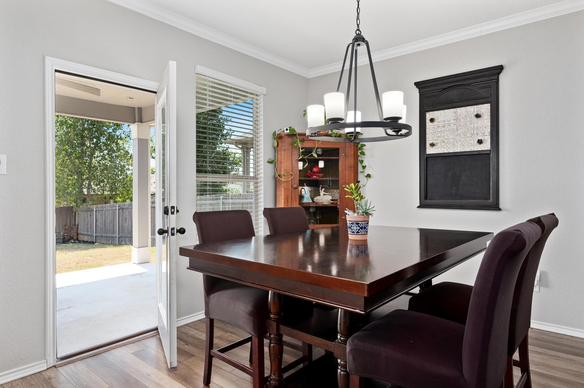 120 Kennicott Dr, Kyle, TX 78640