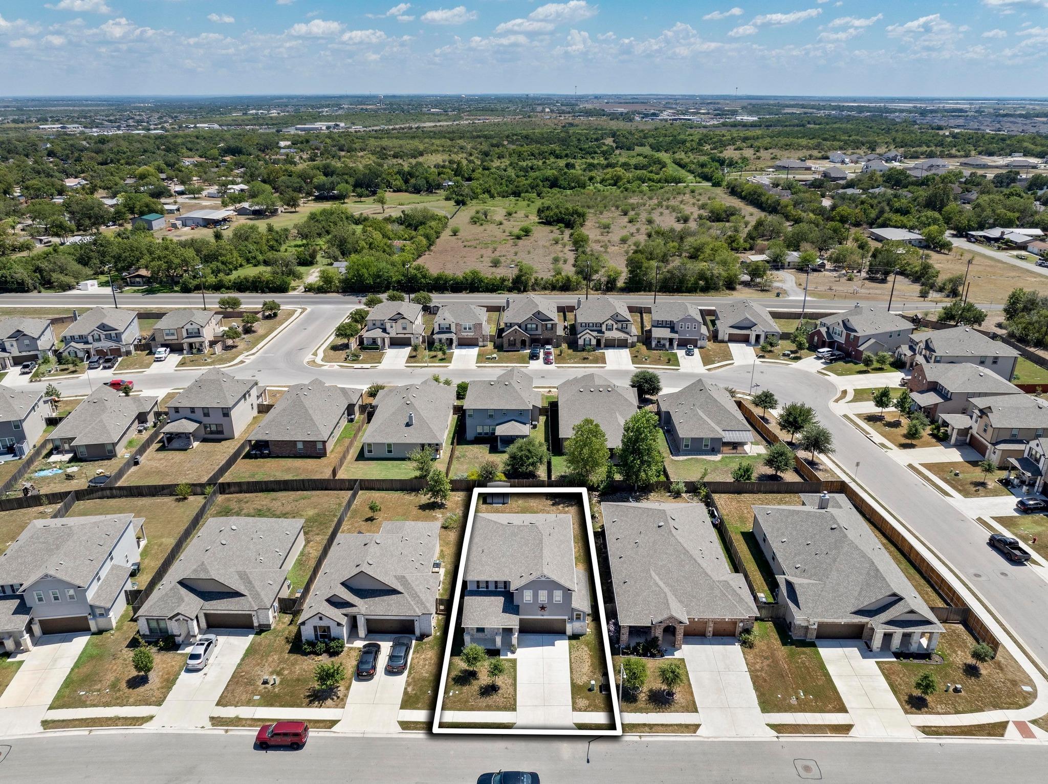 120 Kennicott Dr, Kyle, TX 78640