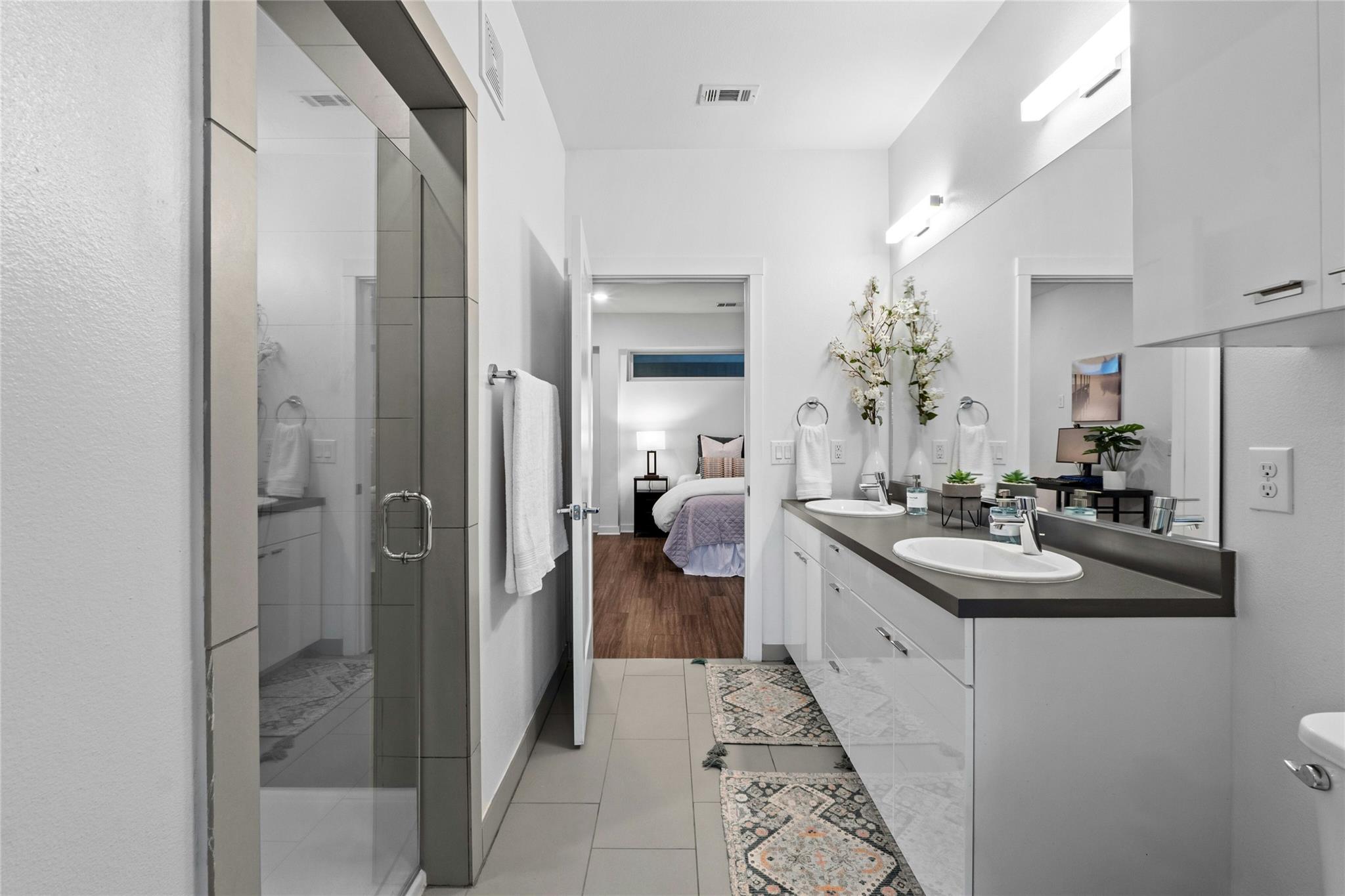 4361 S Congress Ave # 402, Austin, TX 78745