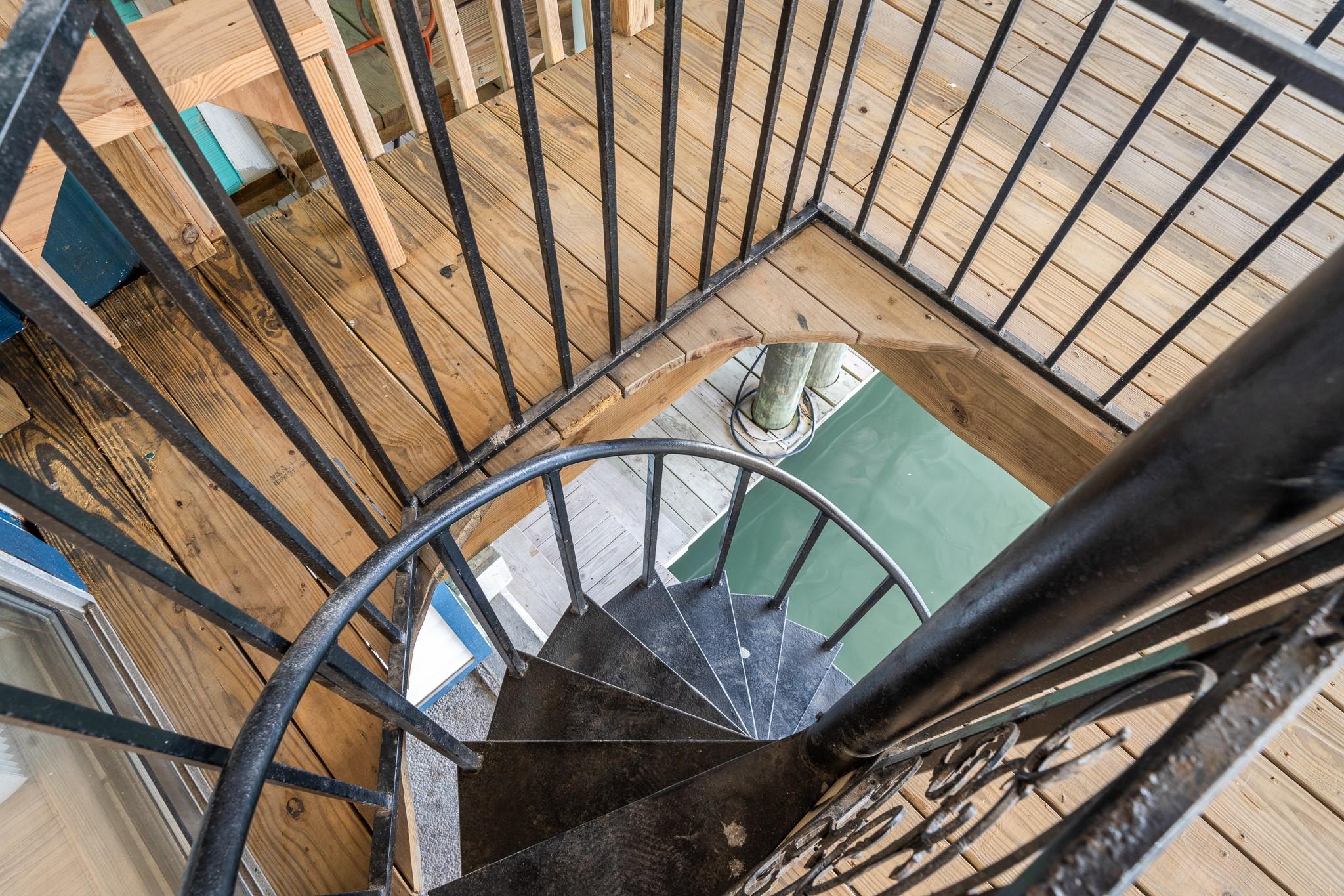 318 W Cotter Ave # 2, Port Aransas, TX 78373