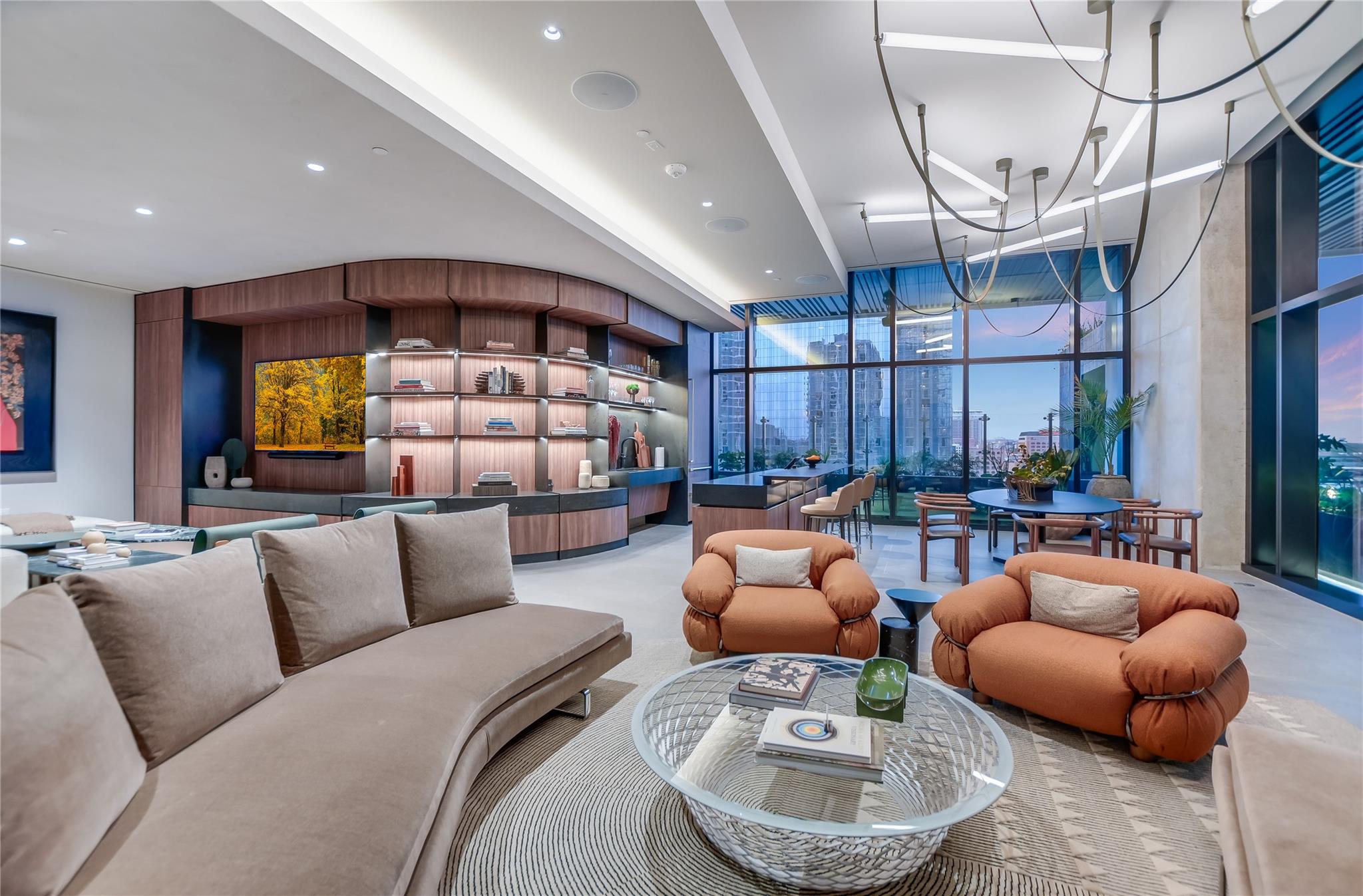 610 Davis St # 4201, Austin, TX 78701