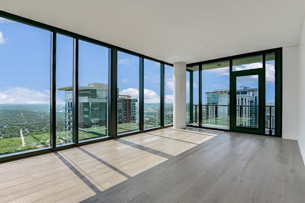 610 Davis St # 4201, Austin, TX 78701