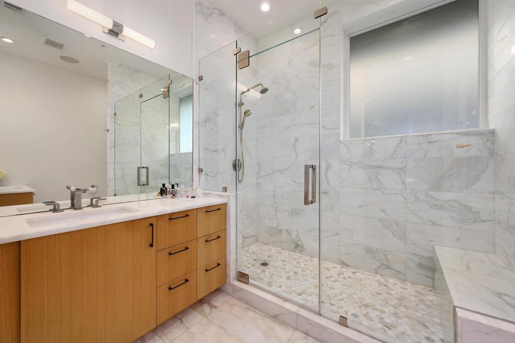 1410 Woodlawn Blvd # C, Austin, TX 78703