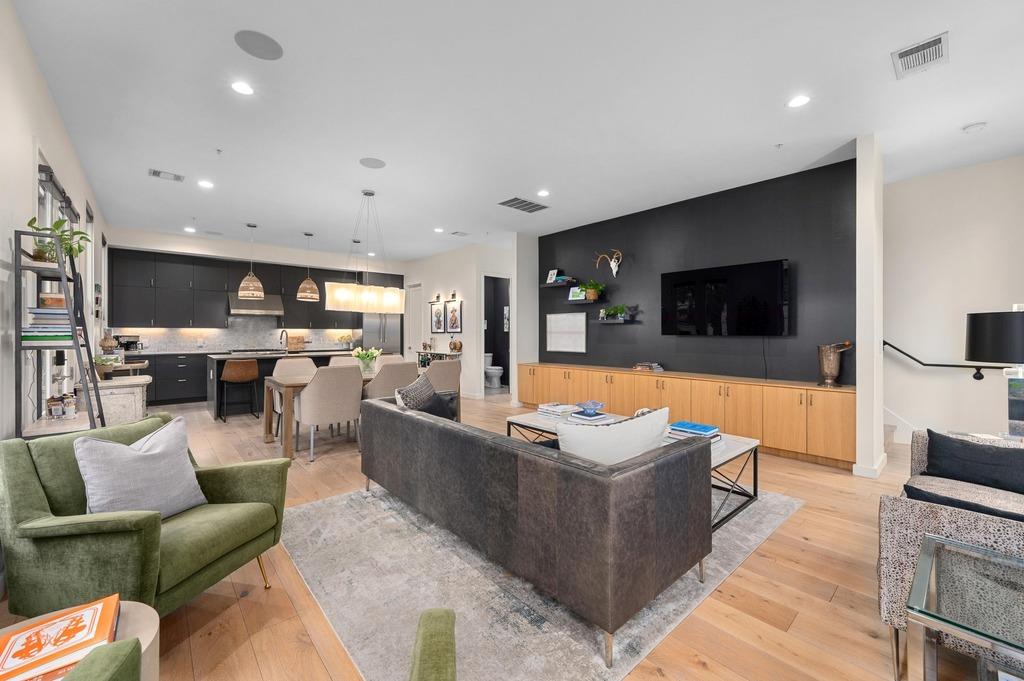 1410 Woodlawn Blvd # C, Austin, TX 78703