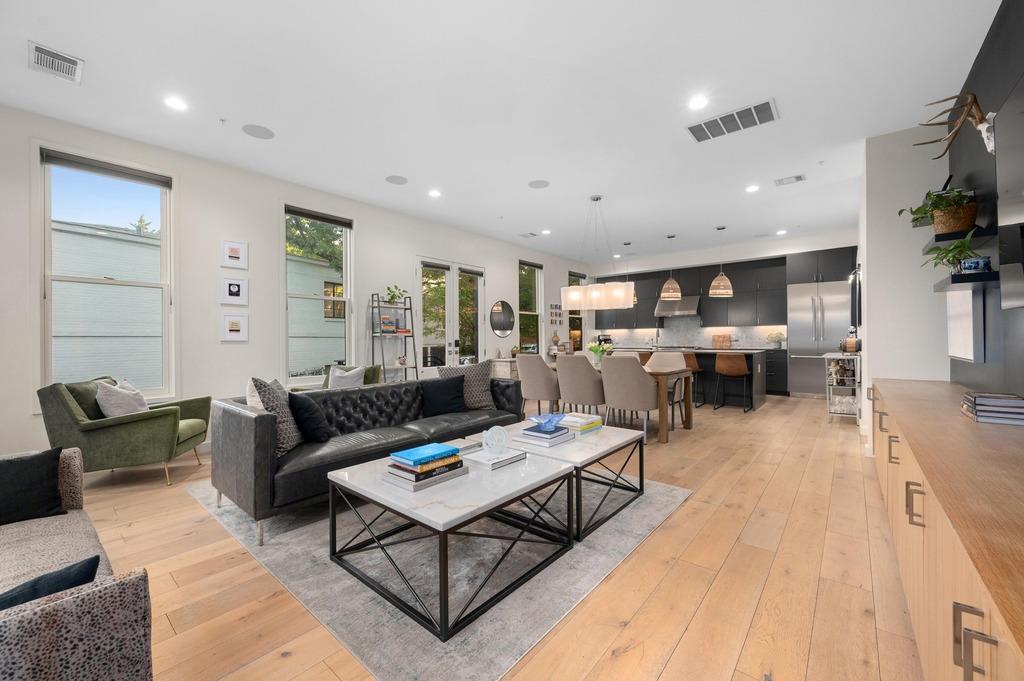 1410 Woodlawn Blvd # C, Austin, TX 78703