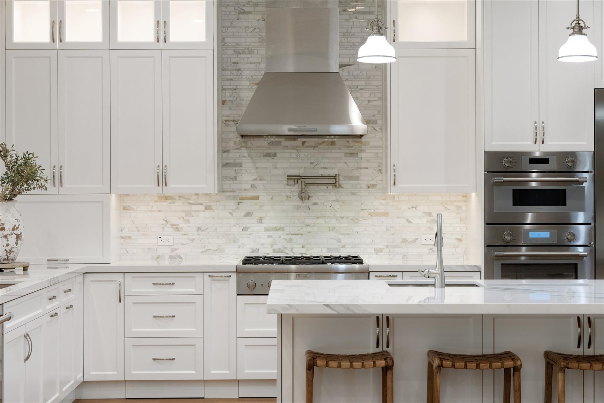 4107 N Hills Dr, Austin, TX 78731