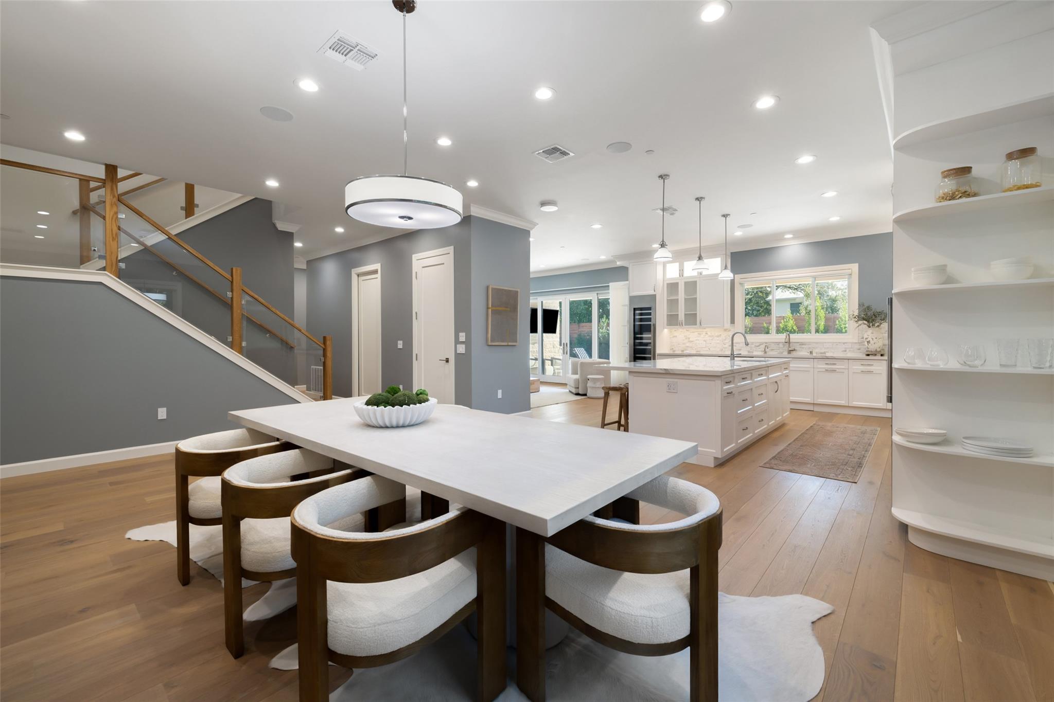 4107 N Hills Dr, Austin, TX 78731