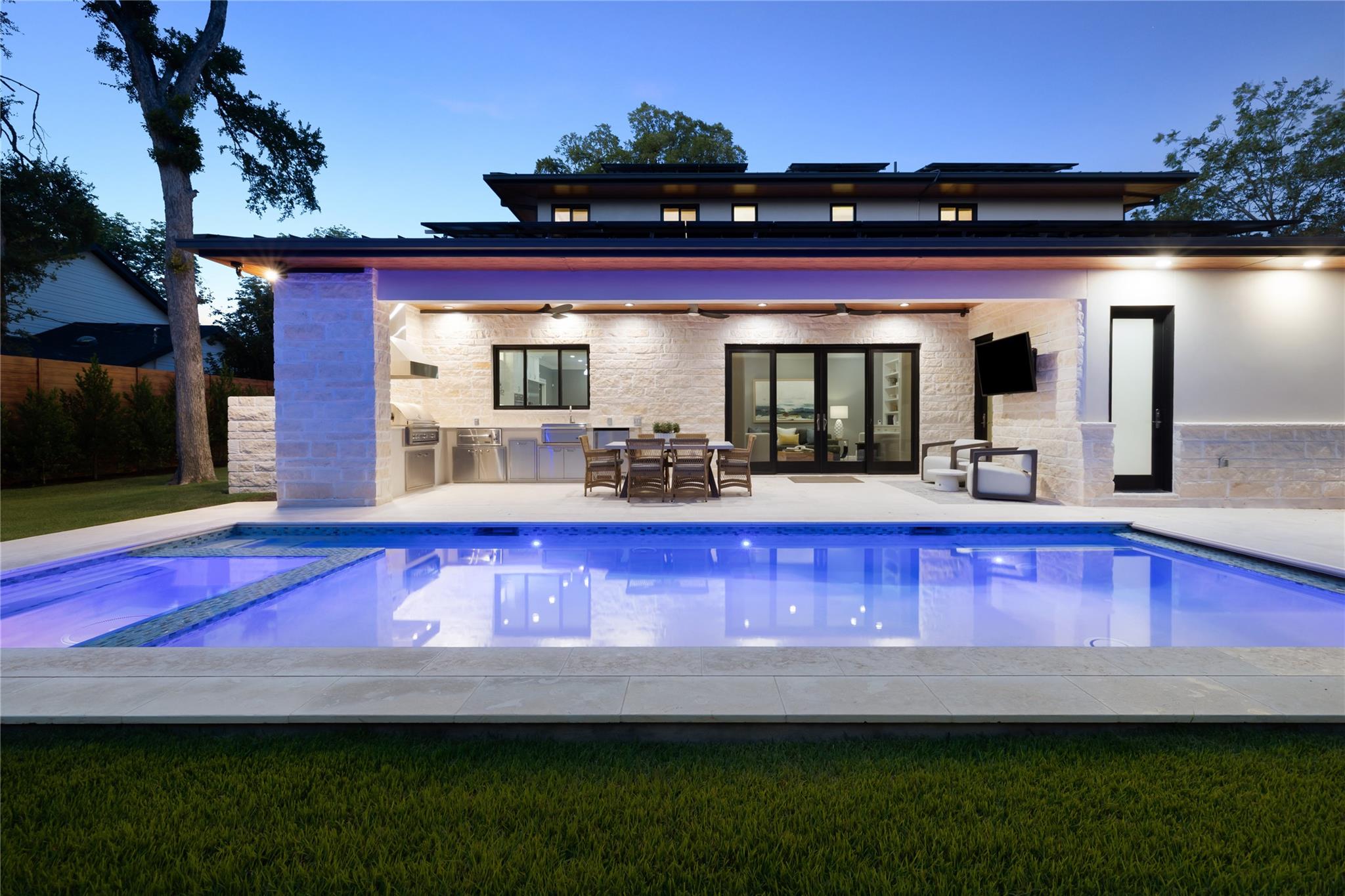 4107 N Hills Dr, Austin, TX 78731