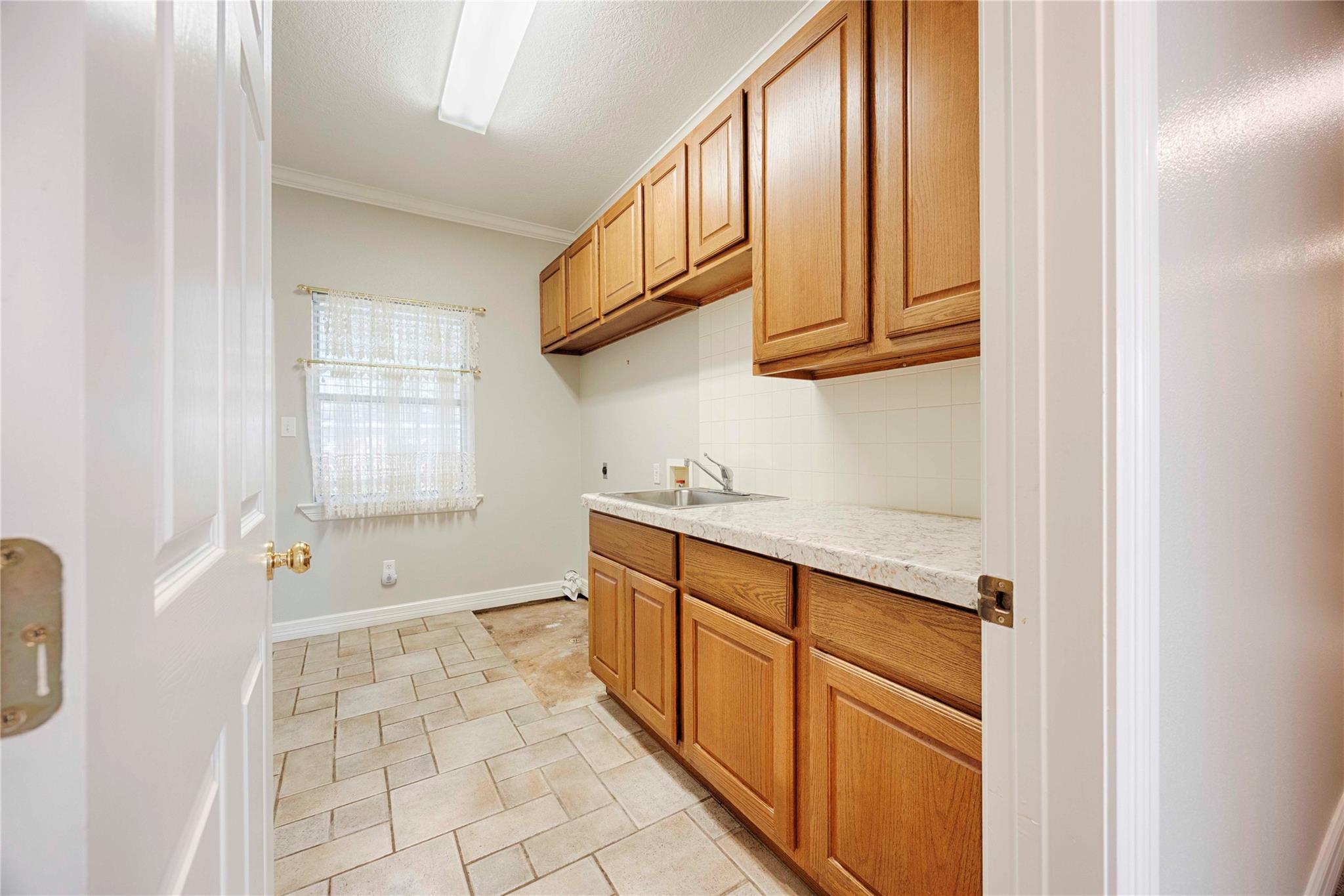 102 Creek Bend Ln, Columbus, TX 78934