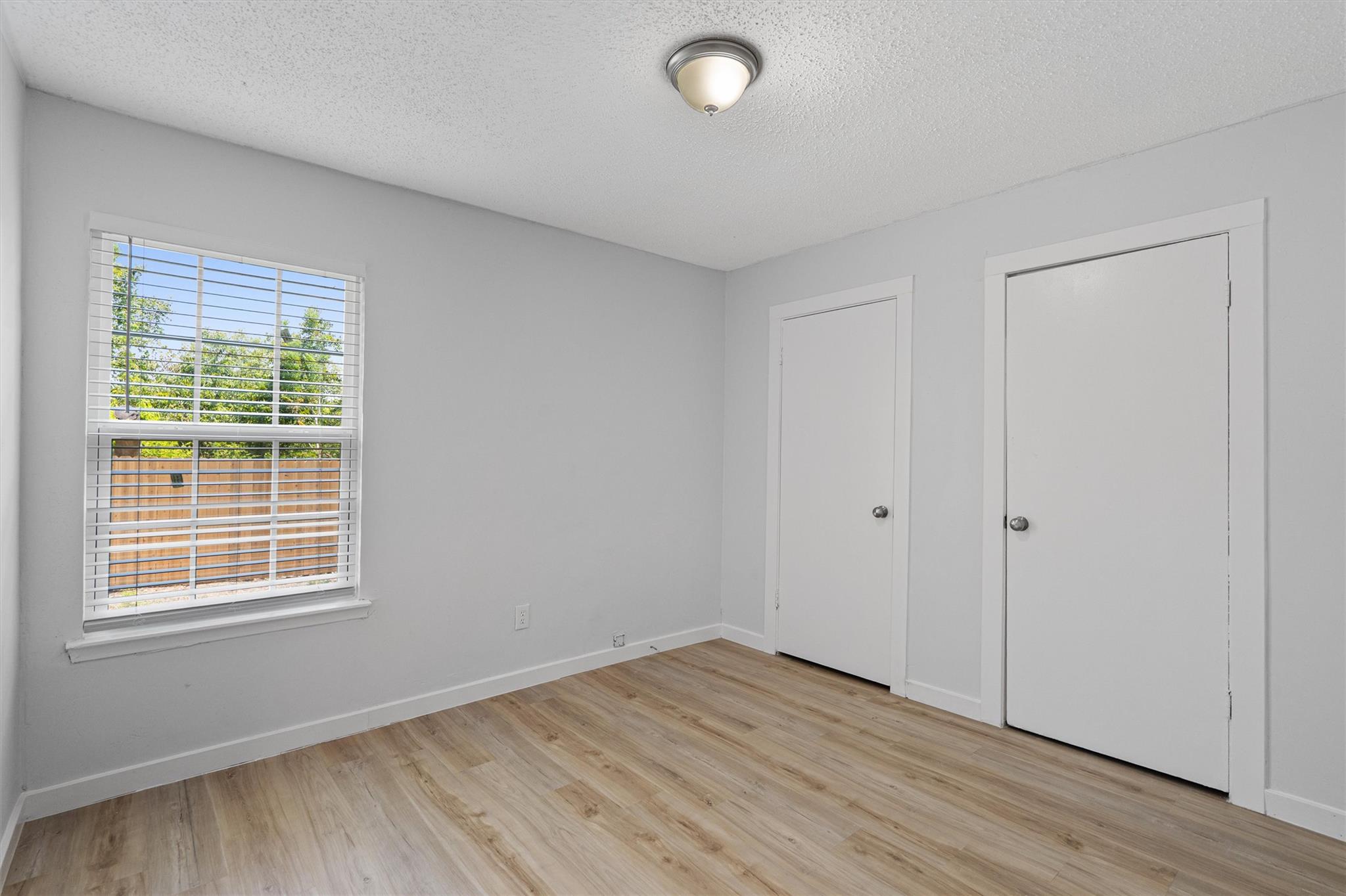 520 Lenora Dr # A, Taylor, TX 76574