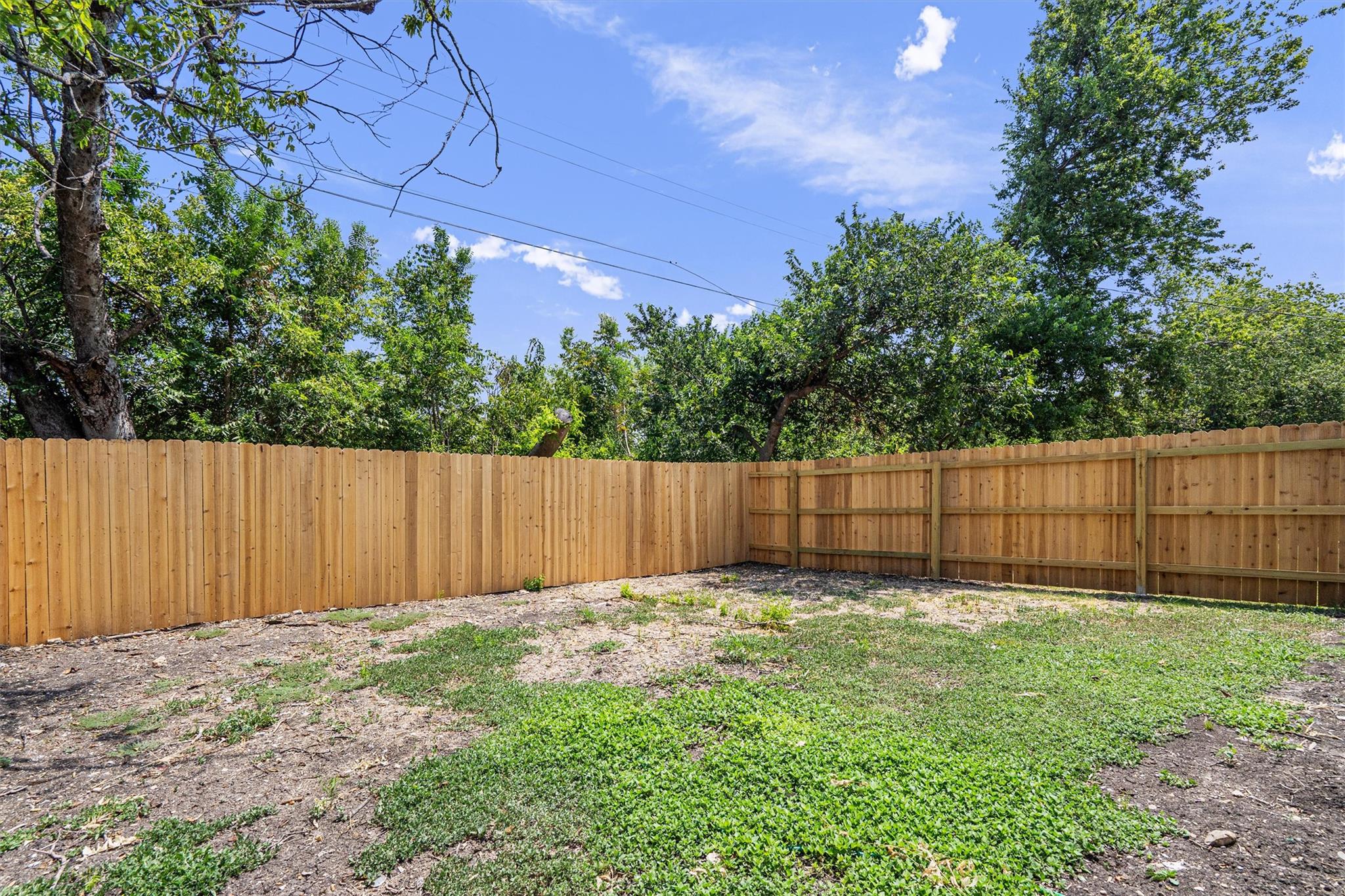 520 Lenora Dr # A, Taylor, TX 76574
