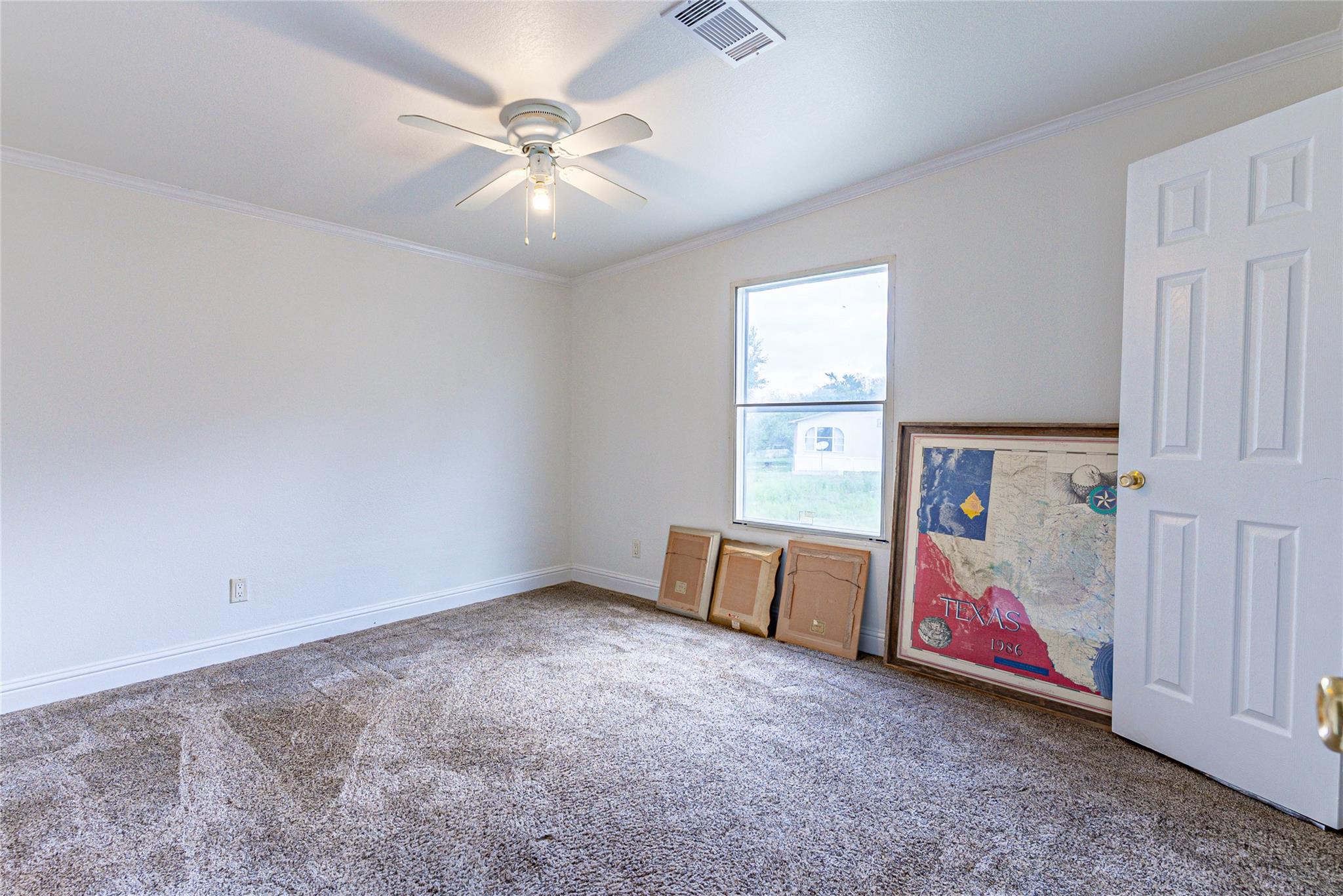 120 Creedmore Dr, Liberty Hill, TX 78642