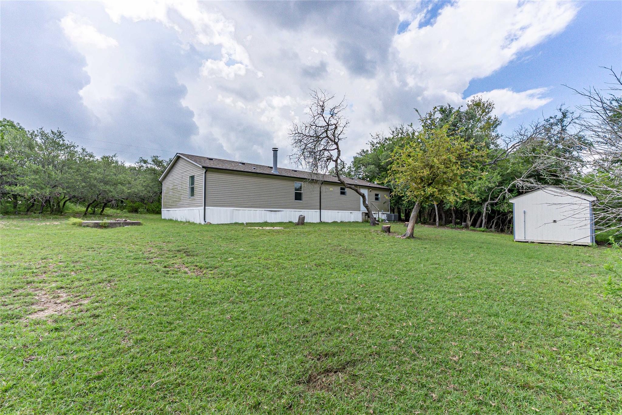 120 Creedmore Dr, Liberty Hill, TX 78642