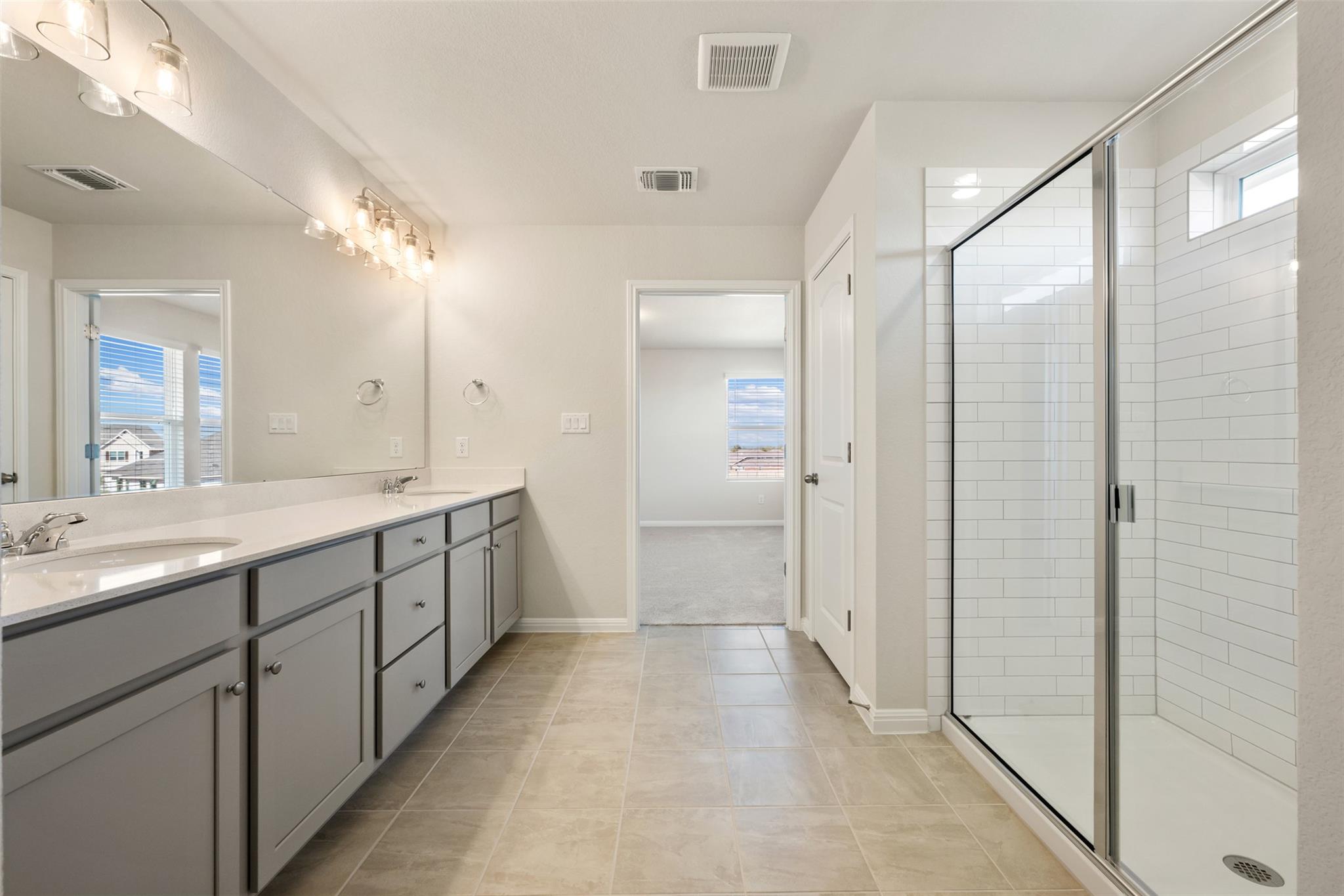 135 Silverleaf Spur, Bastrop, TX 78602