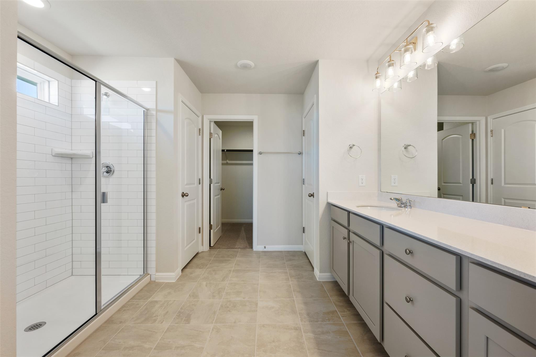 135 Silverleaf Spur, Bastrop, TX 78602