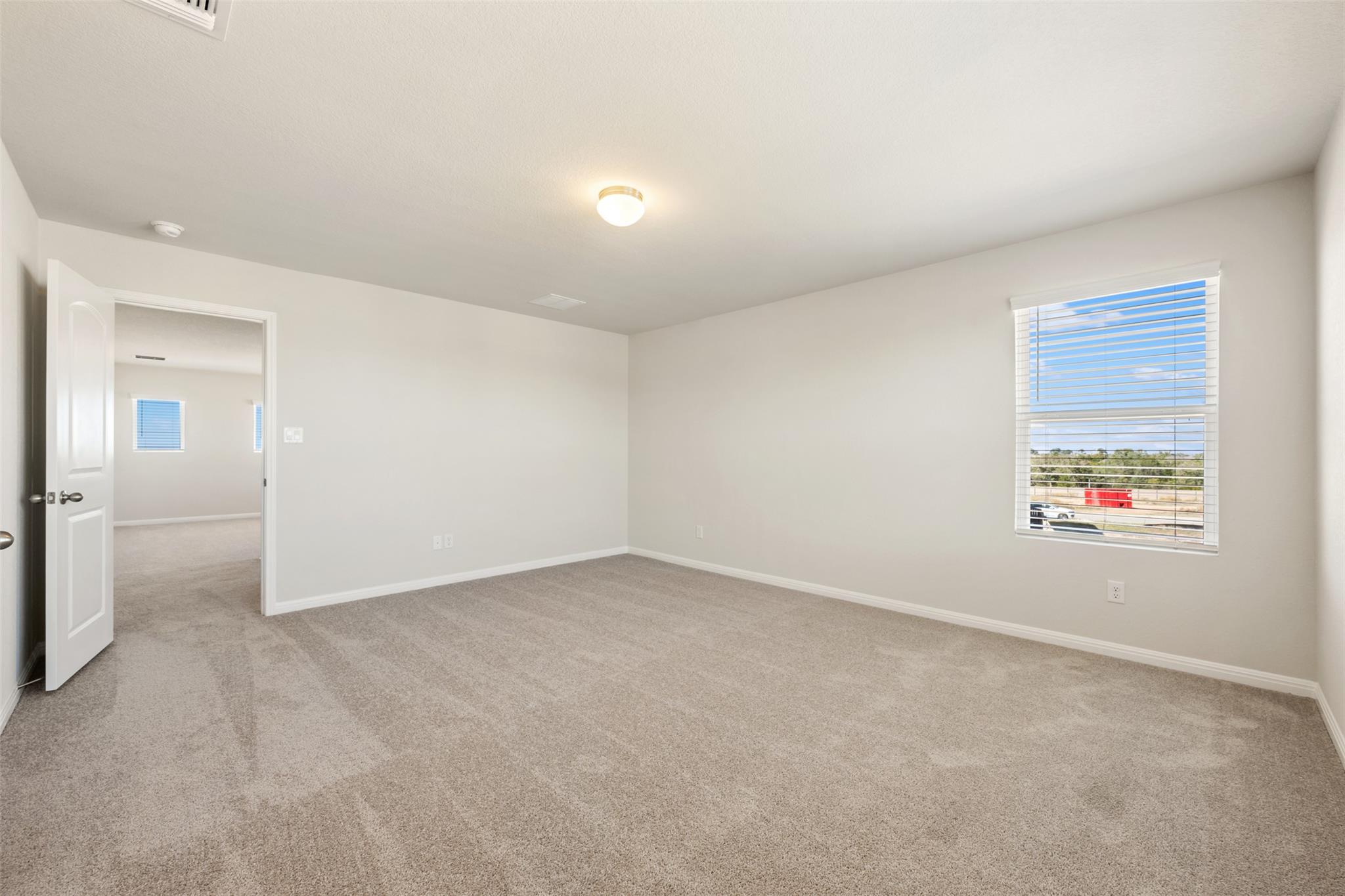 135 Silverleaf Spur, Bastrop, TX 78602