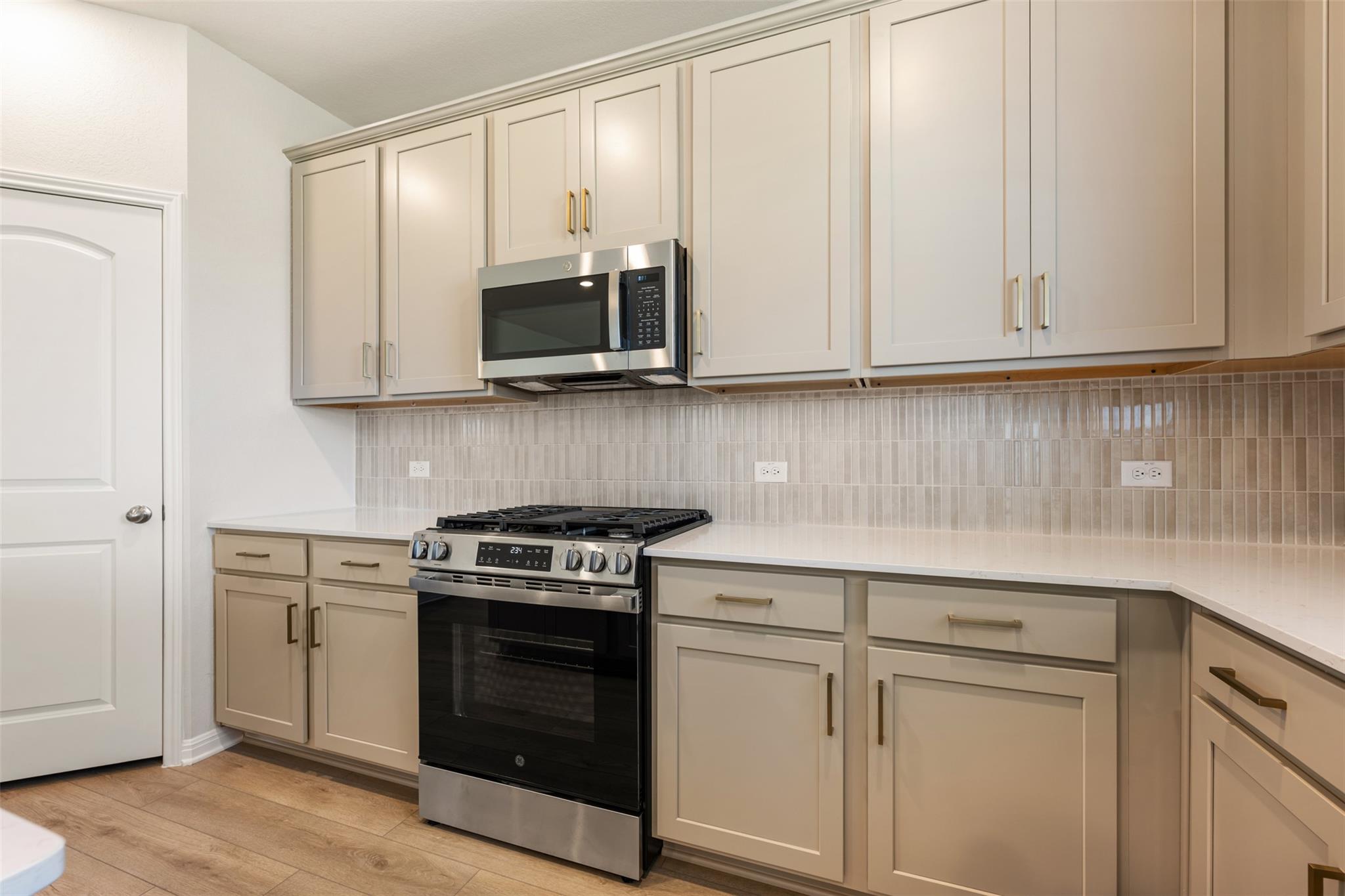 135 Silverleaf Spur, Bastrop, TX 78602