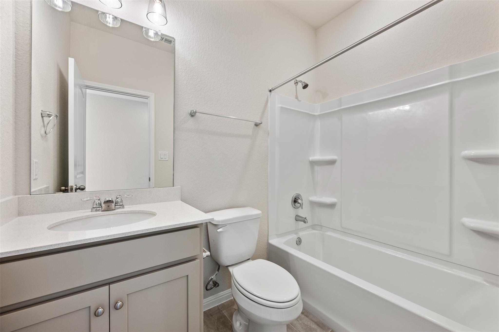 135 Silverleaf Spur, Bastrop, TX 78602