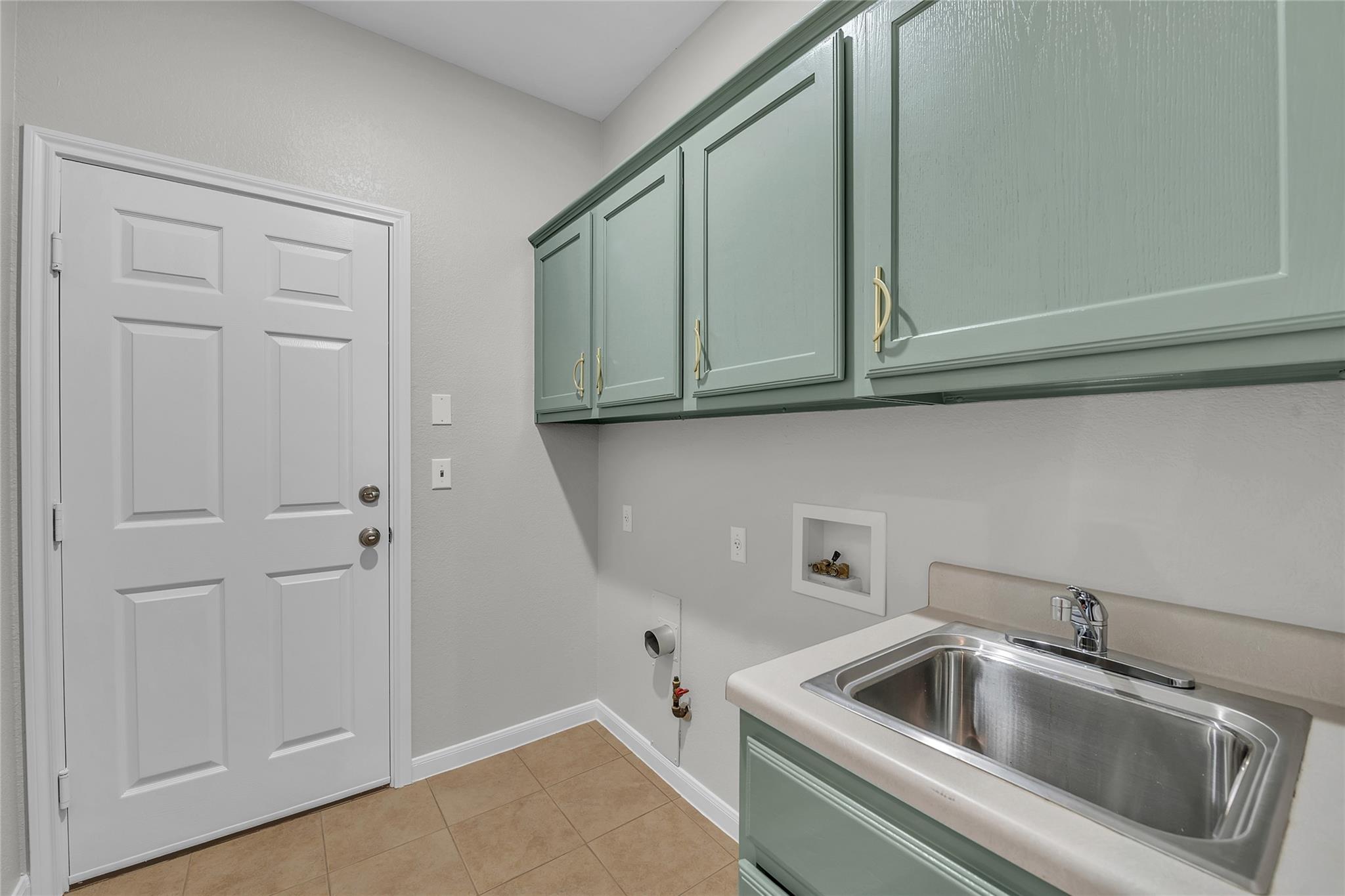 134 Whispering Wind Dr, Georgetown, TX 78633