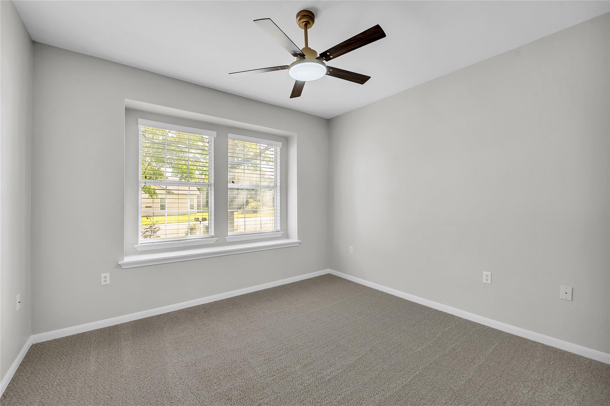 134 Whispering Wind Dr, Georgetown, TX 78633