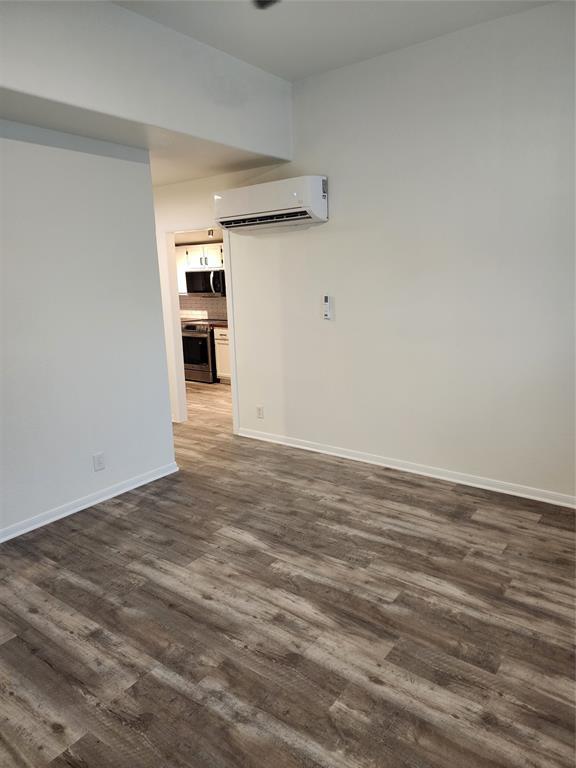 7705 Debbie Dr # D, Volente, TX 78641