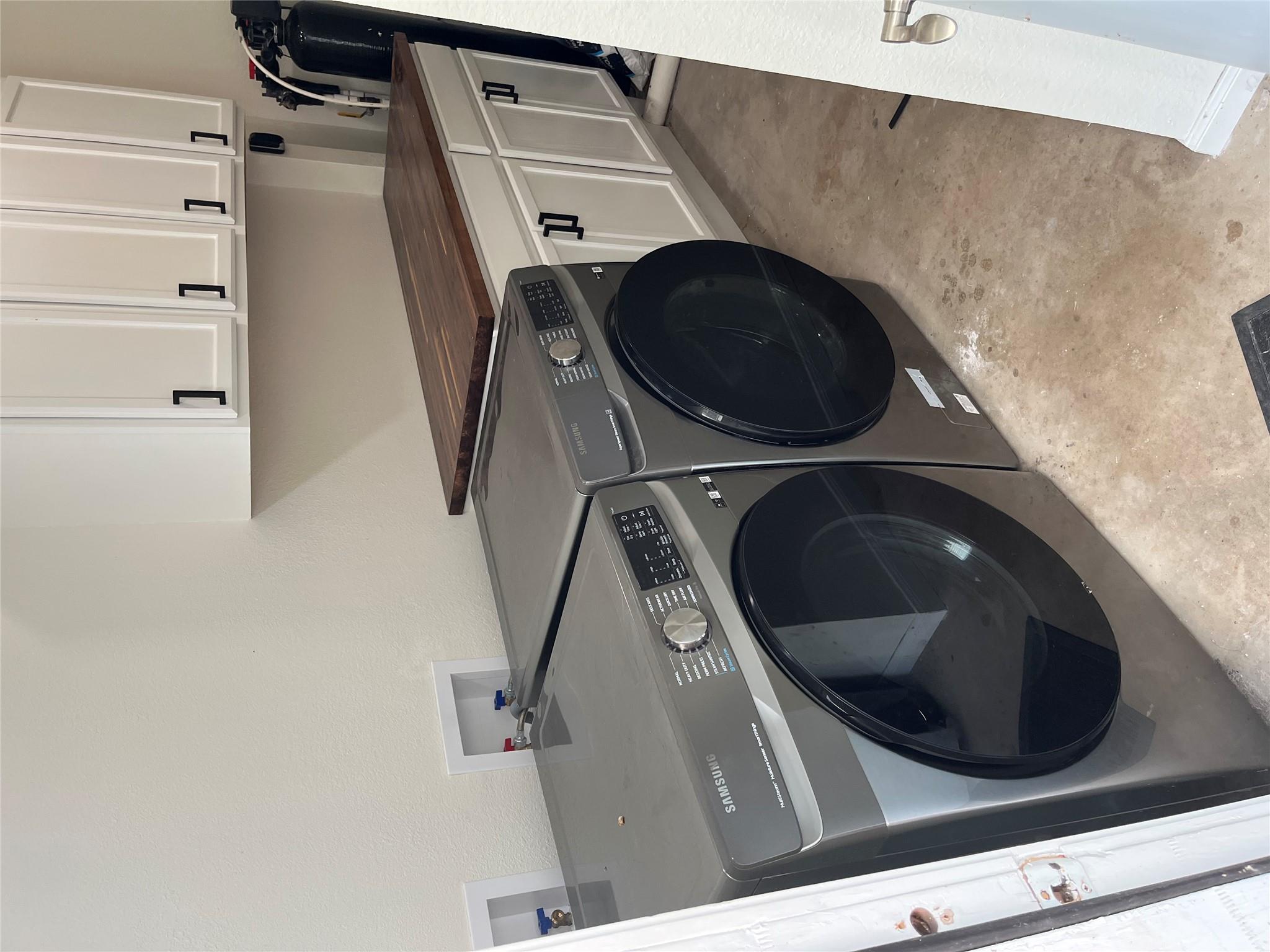 7705 Debbie Dr # D, Volente, TX 78641