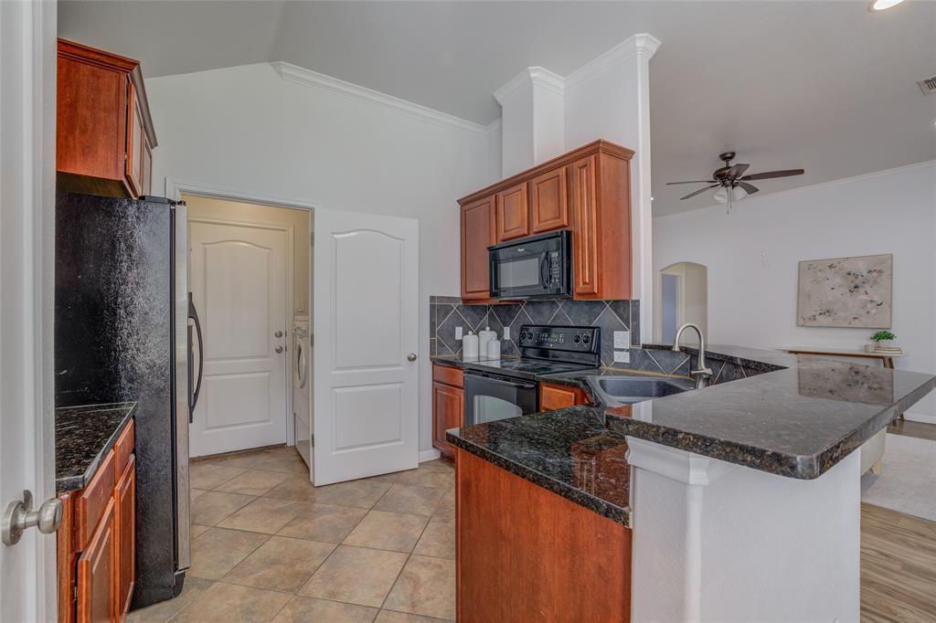 1601 Windy Park Dr, Round Rock, TX 78664