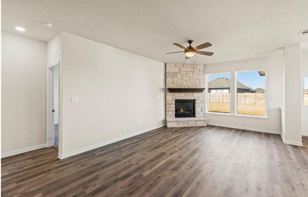 100 Stone Fork Ln, Hutto, TX 78634