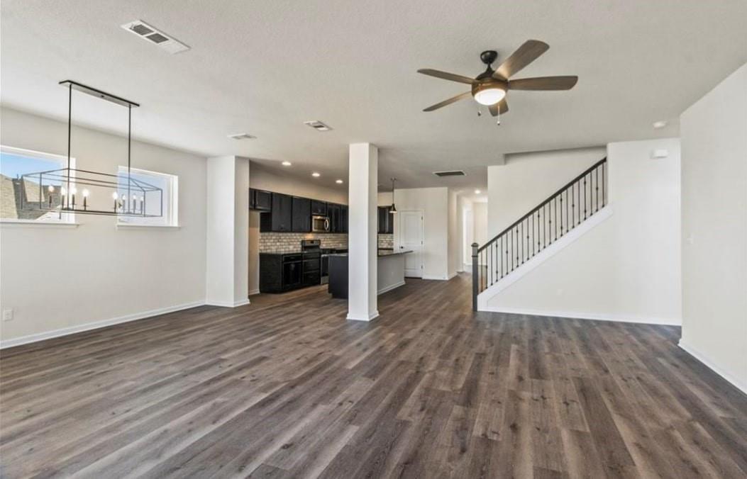 100 Stone Fork Ln, Hutto, TX 78634