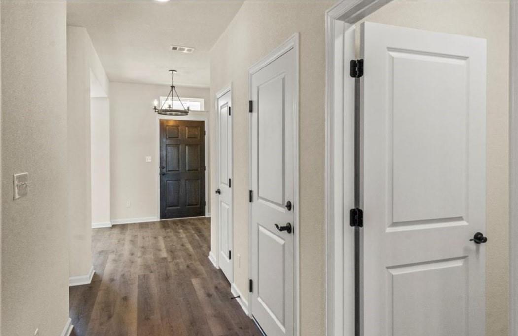 100 Stone Fork Ln, Hutto, TX 78634