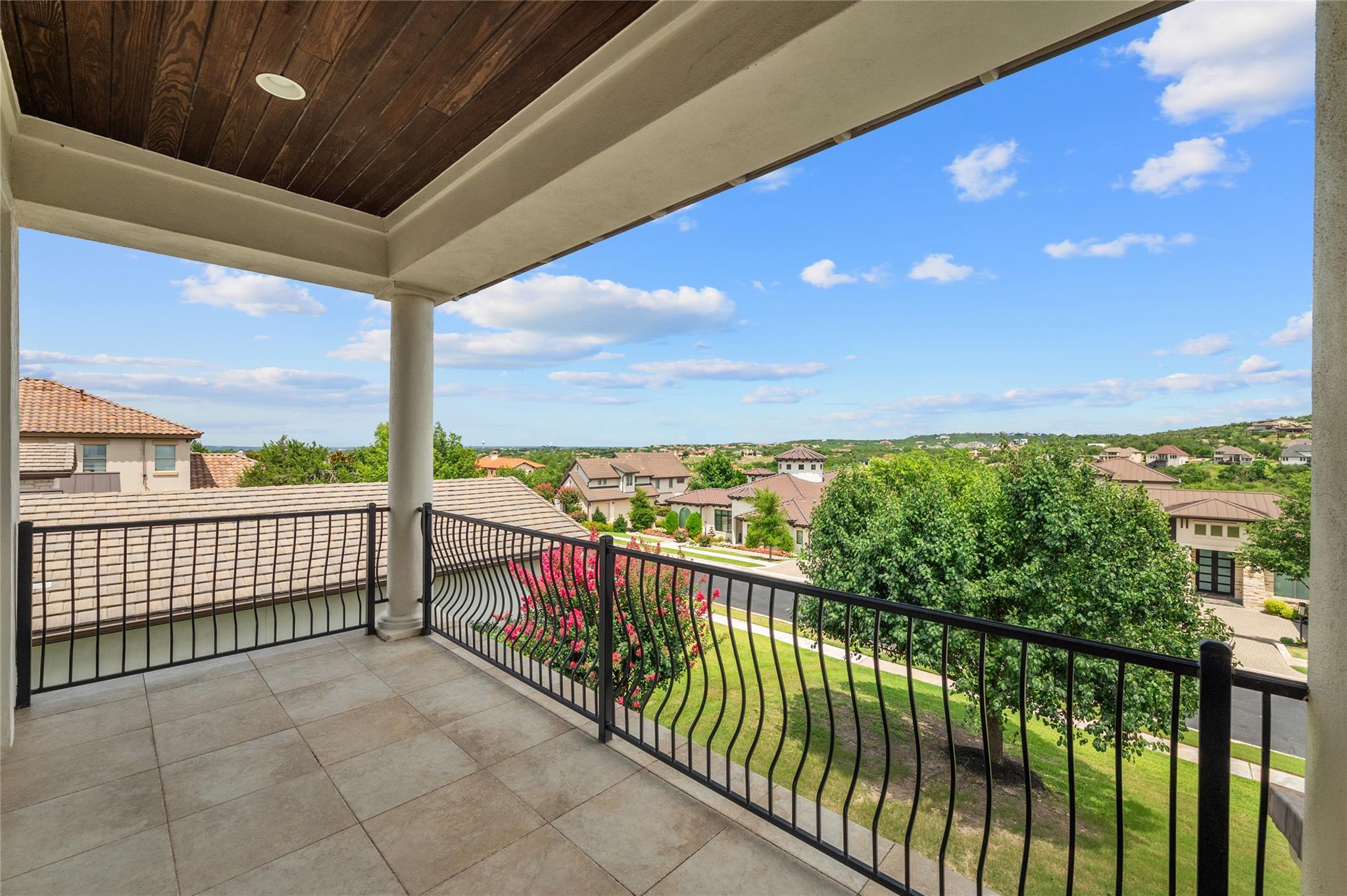 117 Black Wolf Run, Austin, TX 78738