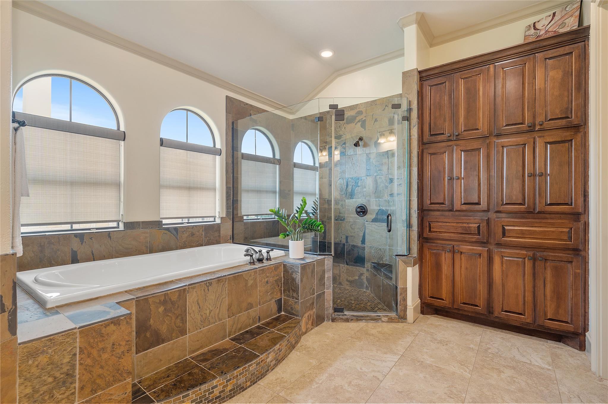 117 Black Wolf Run, Austin, TX 78738