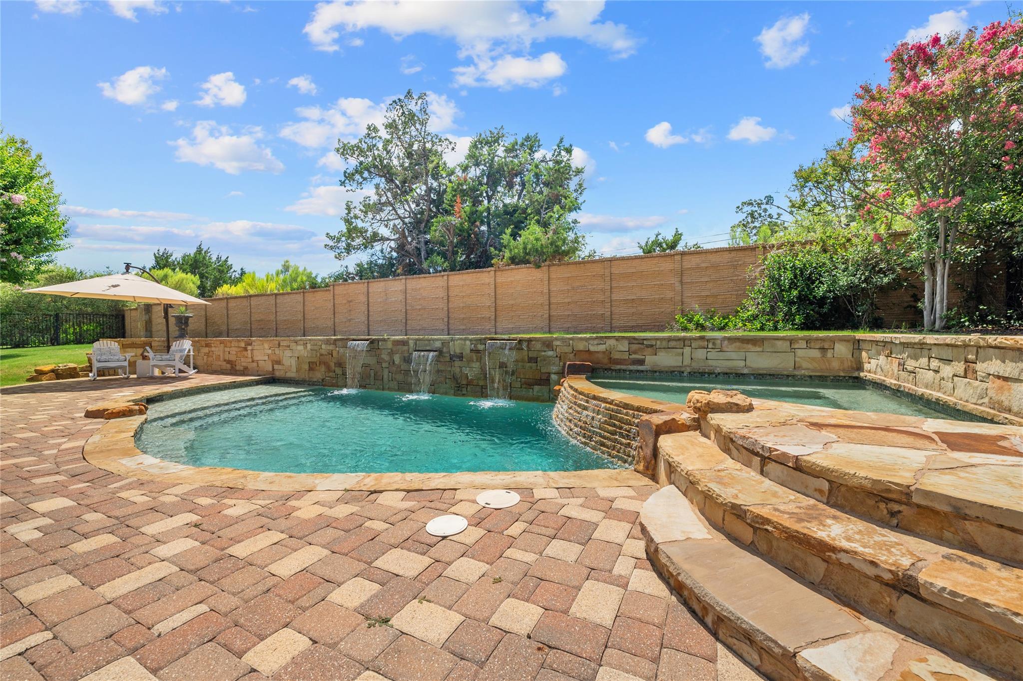 117 Black Wolf Run, Austin, TX 78738