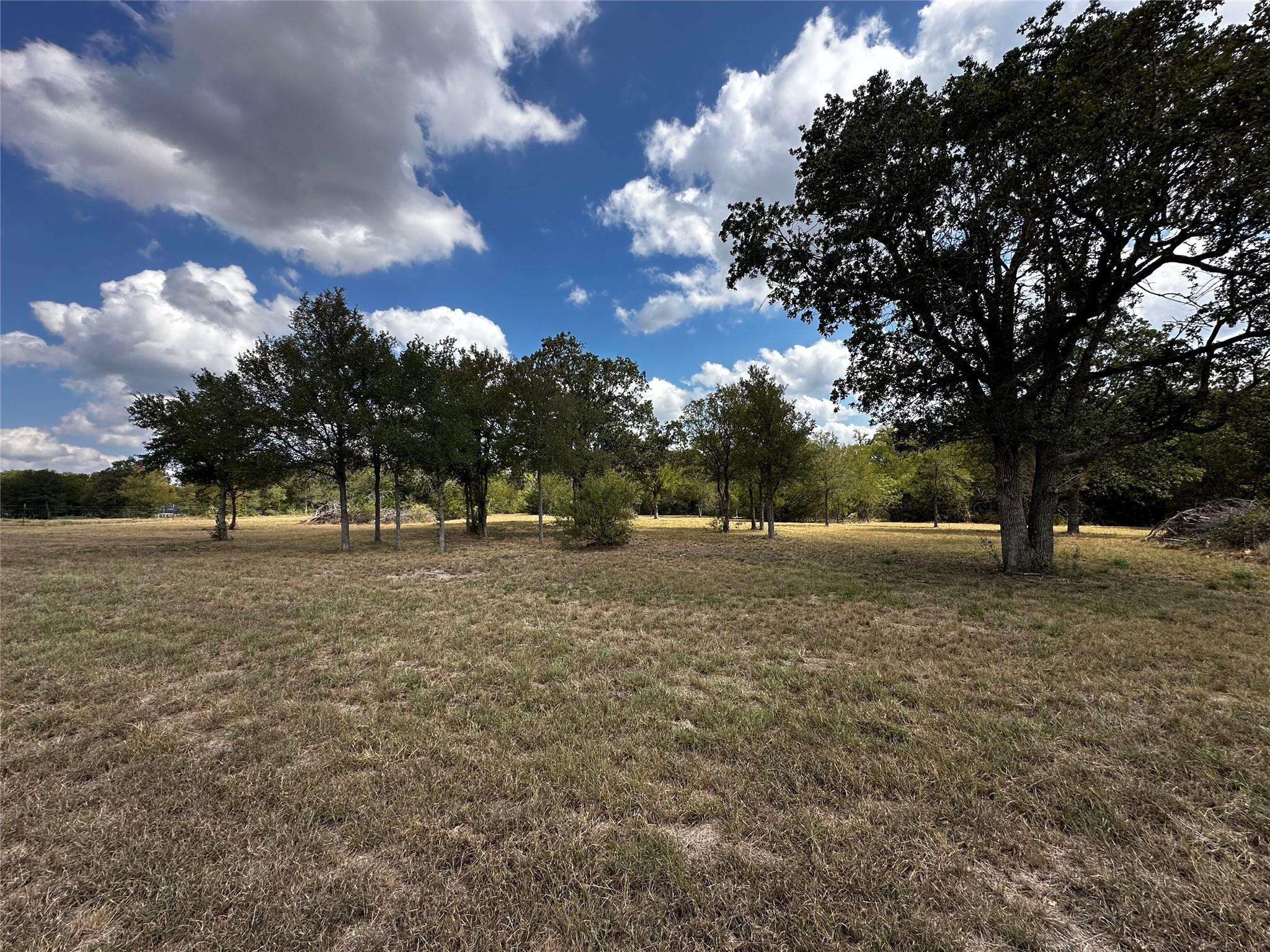 1200 Thompson Rd, Dale, TX 78616