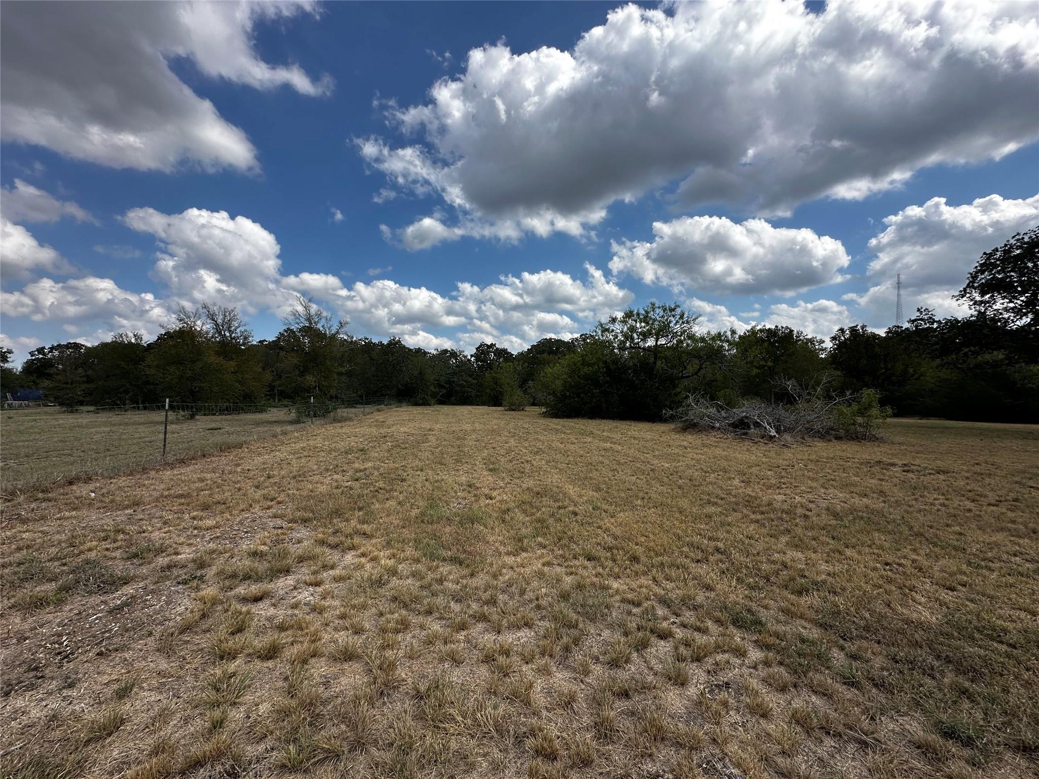 1200 Thompson Rd, Dale, TX 78616