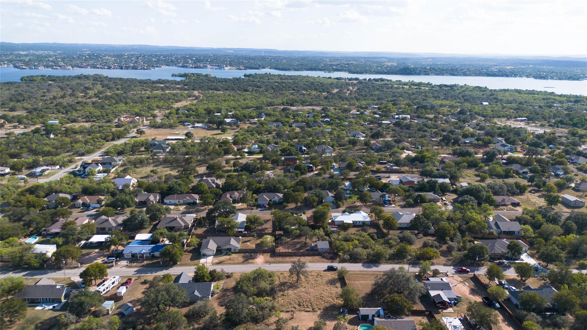 126 W Maple Dr, Granite Shoals, TX 78654