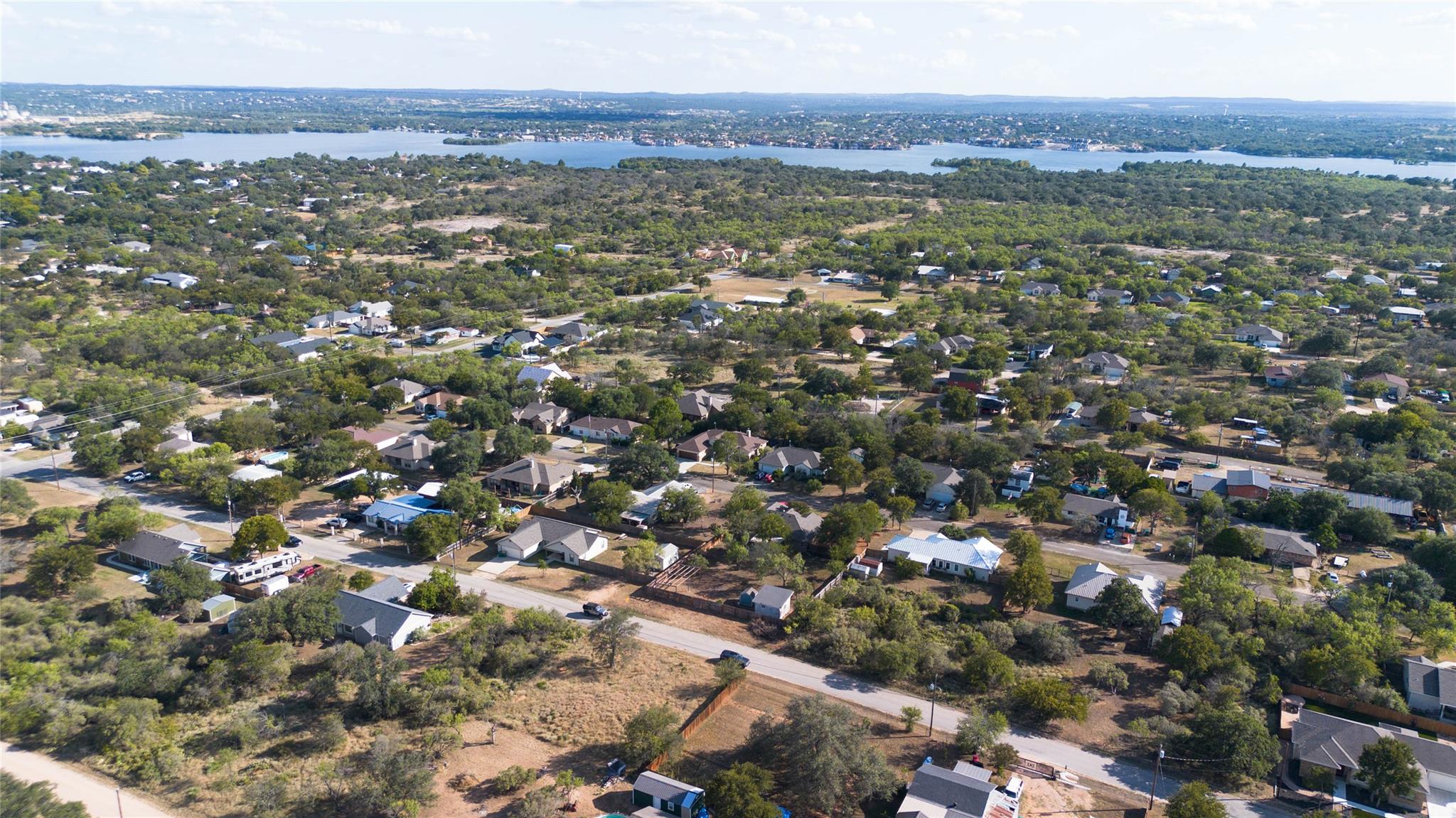 126 W Maple Dr, Granite Shoals, TX 78654