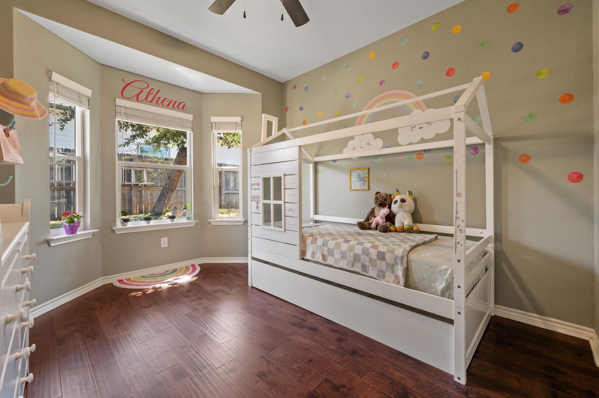 4401 Lindberg Ln, Lago Vista, TX 78645