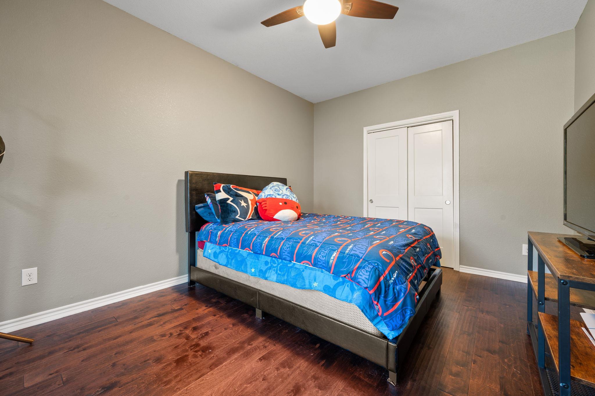 4401 Lindberg Ln, Lago Vista, TX 78645