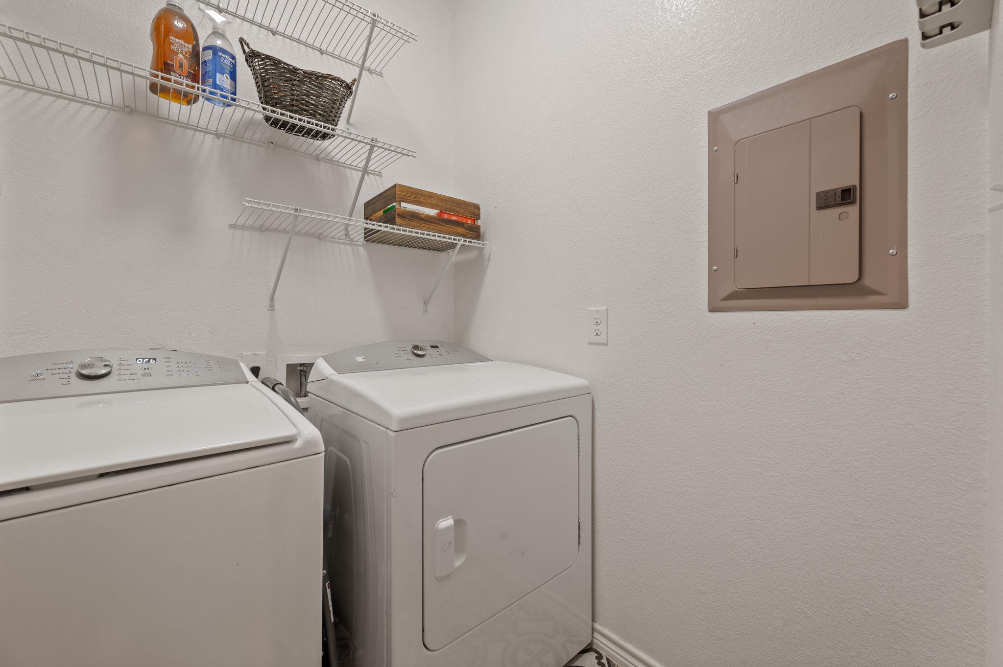 4401 Lindberg Ln, Lago Vista, TX 78645