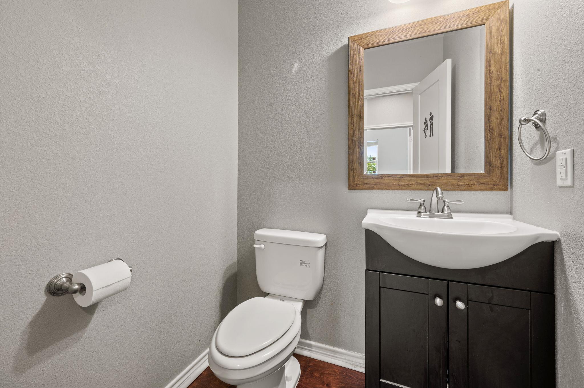 4401 Lindberg Ln, Lago Vista, TX 78645