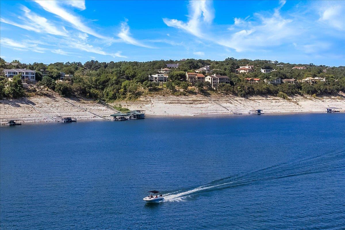 4401 Lindberg Ln, Lago Vista, TX 78645