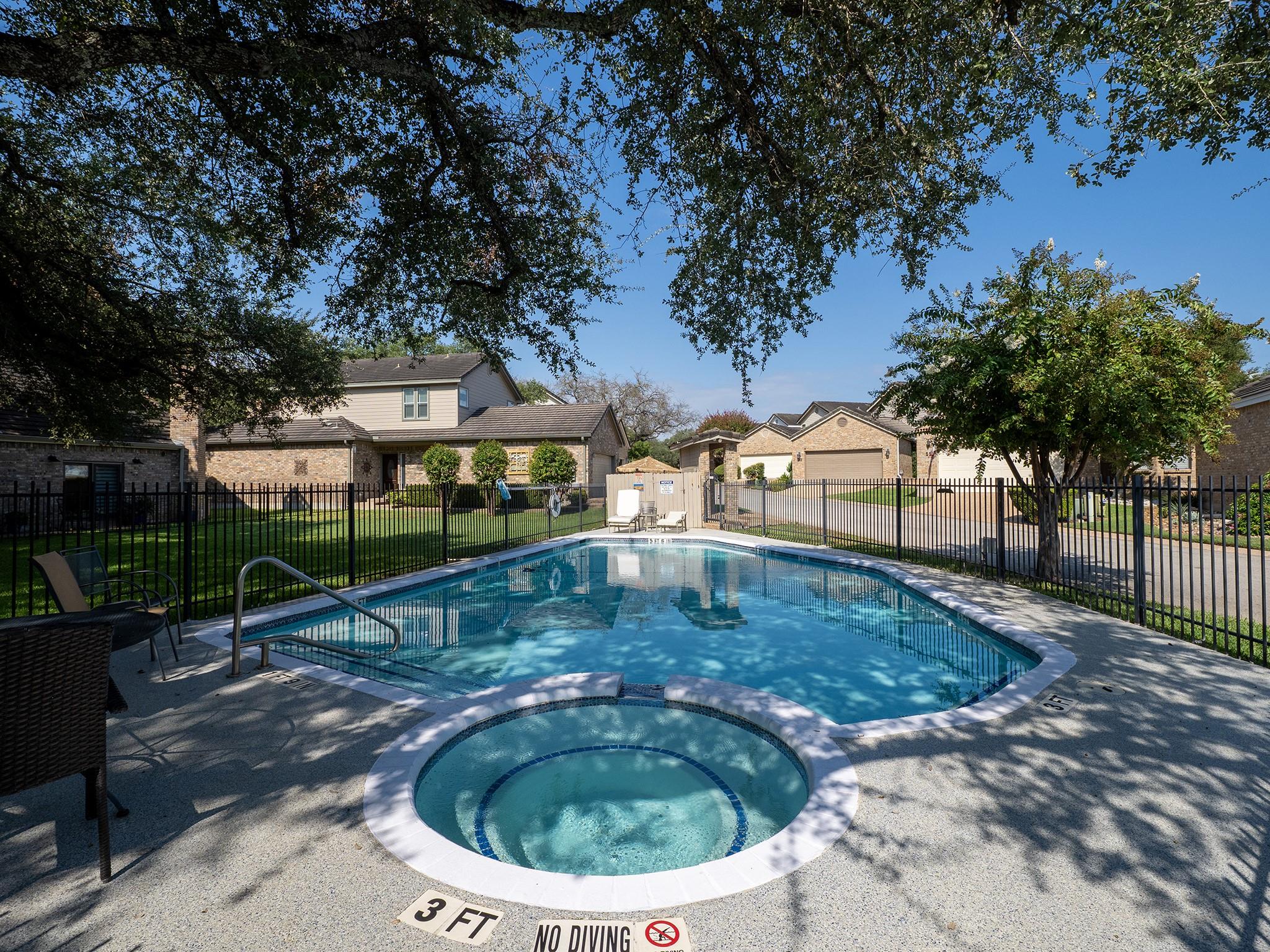 2 Champions Ln, Austin, TX 78734