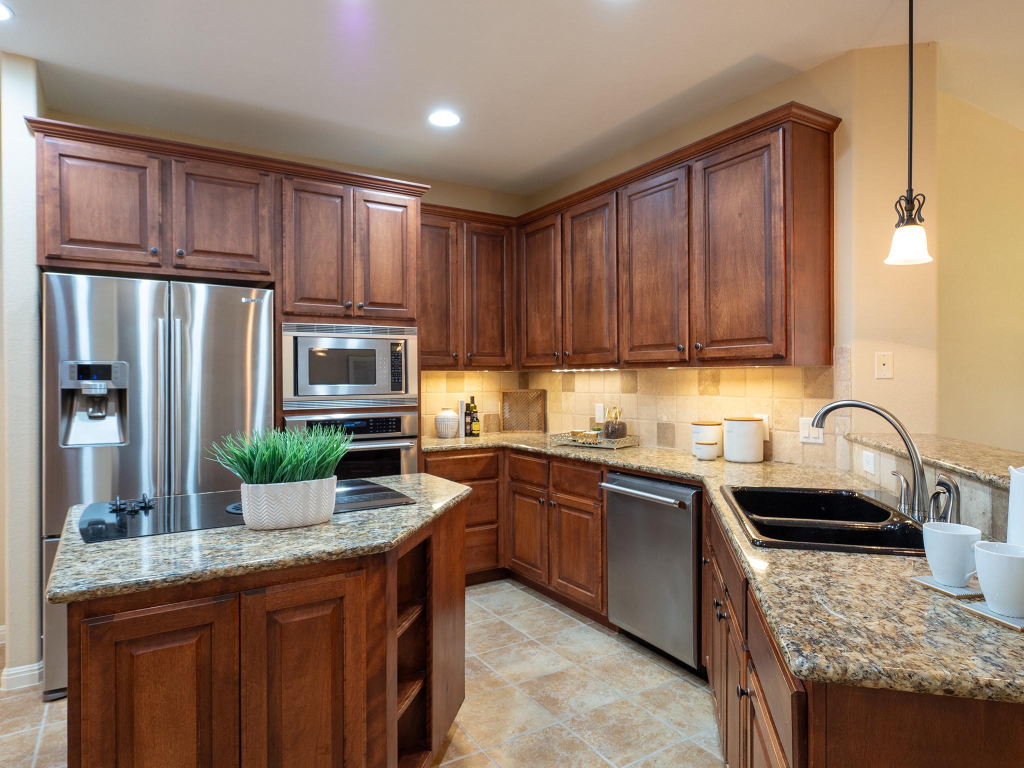 2 Champions Ln, Austin, TX 78734