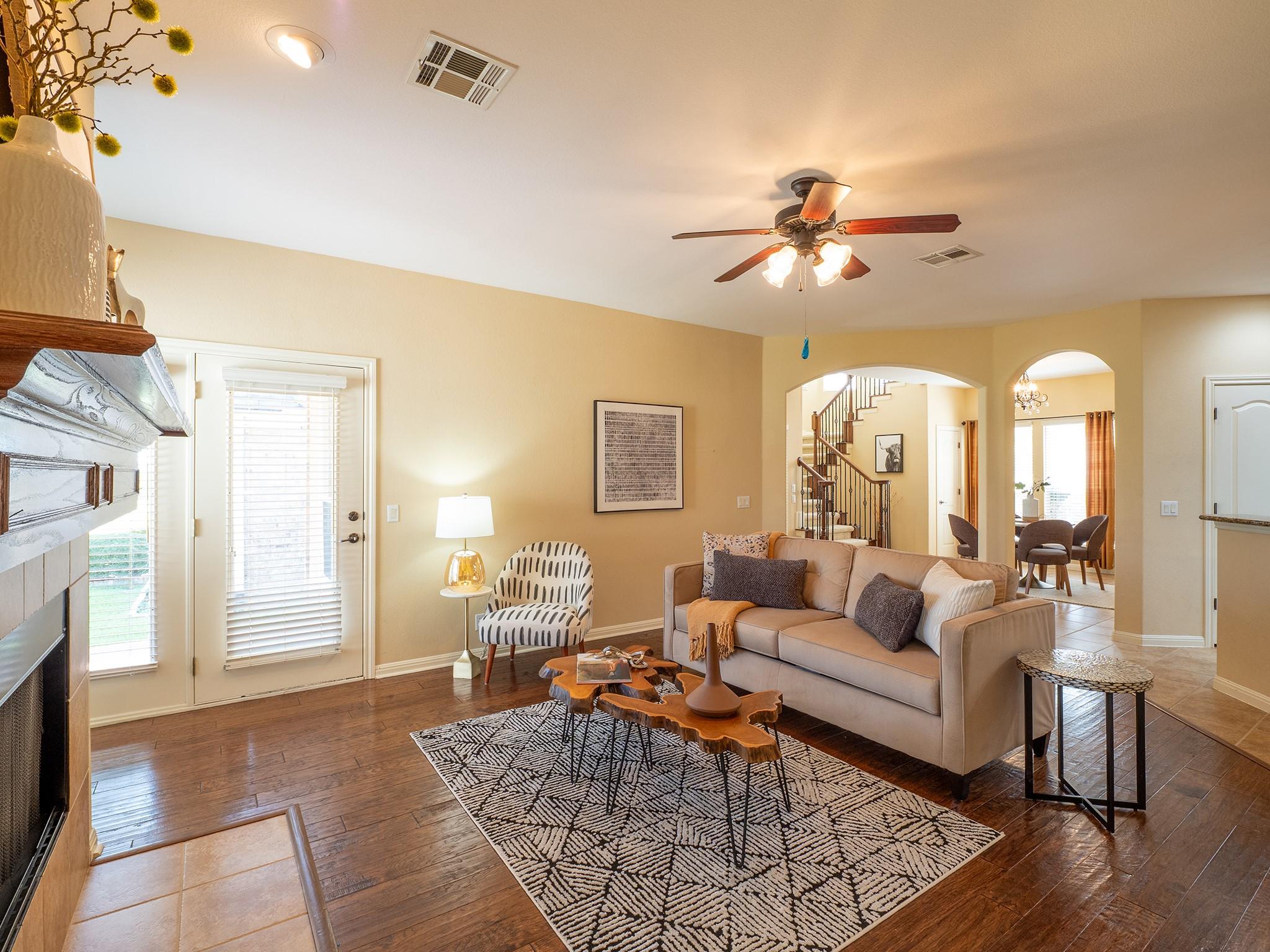 2 Champions Ln, Austin, TX 78734